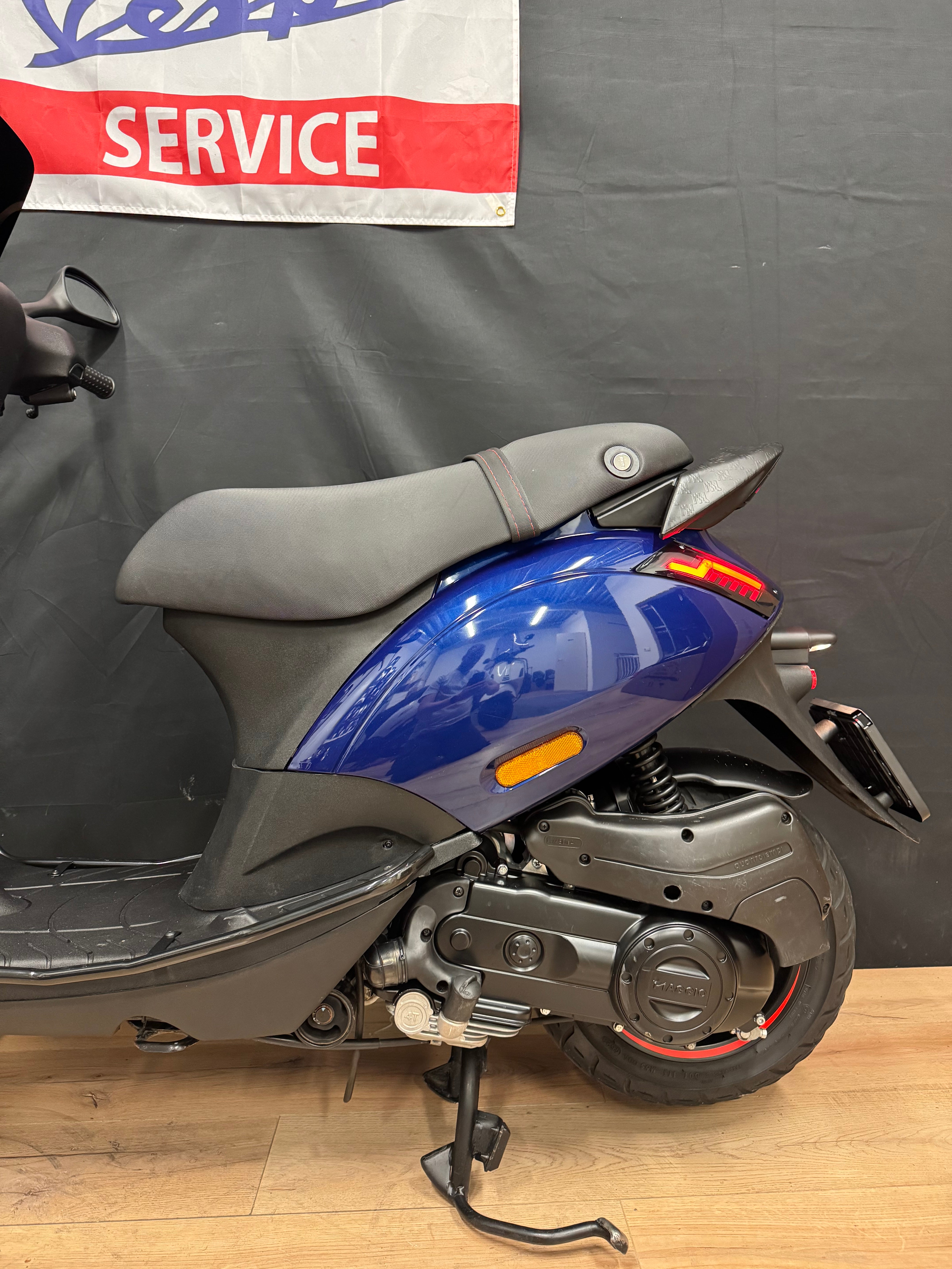 Piaggio zip 50s | Custom | Full option | 2024 | Brom