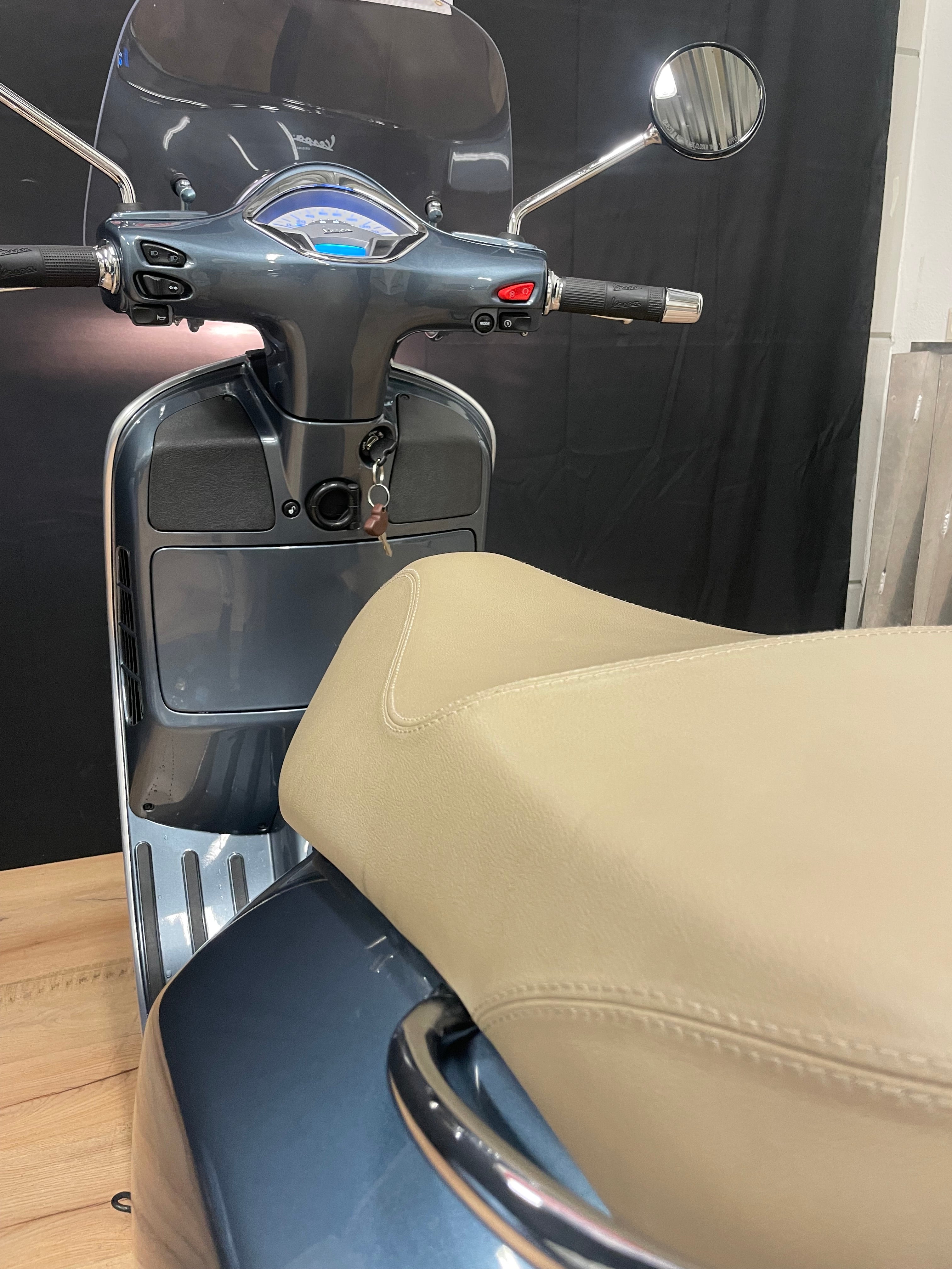 Vespa GTS 250IE | Nieuwstaat | 2017 | Garantie | 8700km