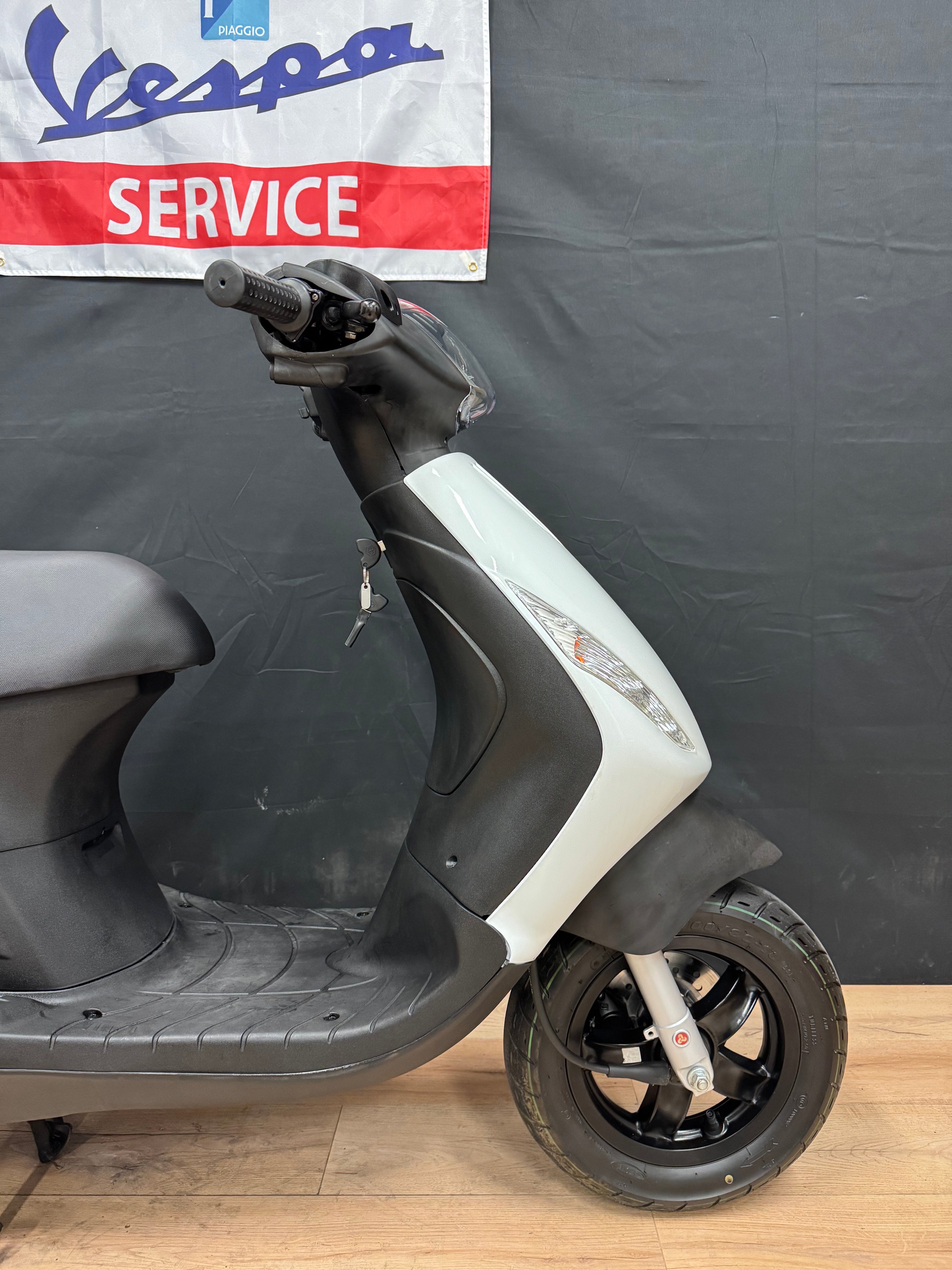 Piaggio Zip 2T | UNIEK | Nieuwstaat | 2017 | Weinig km