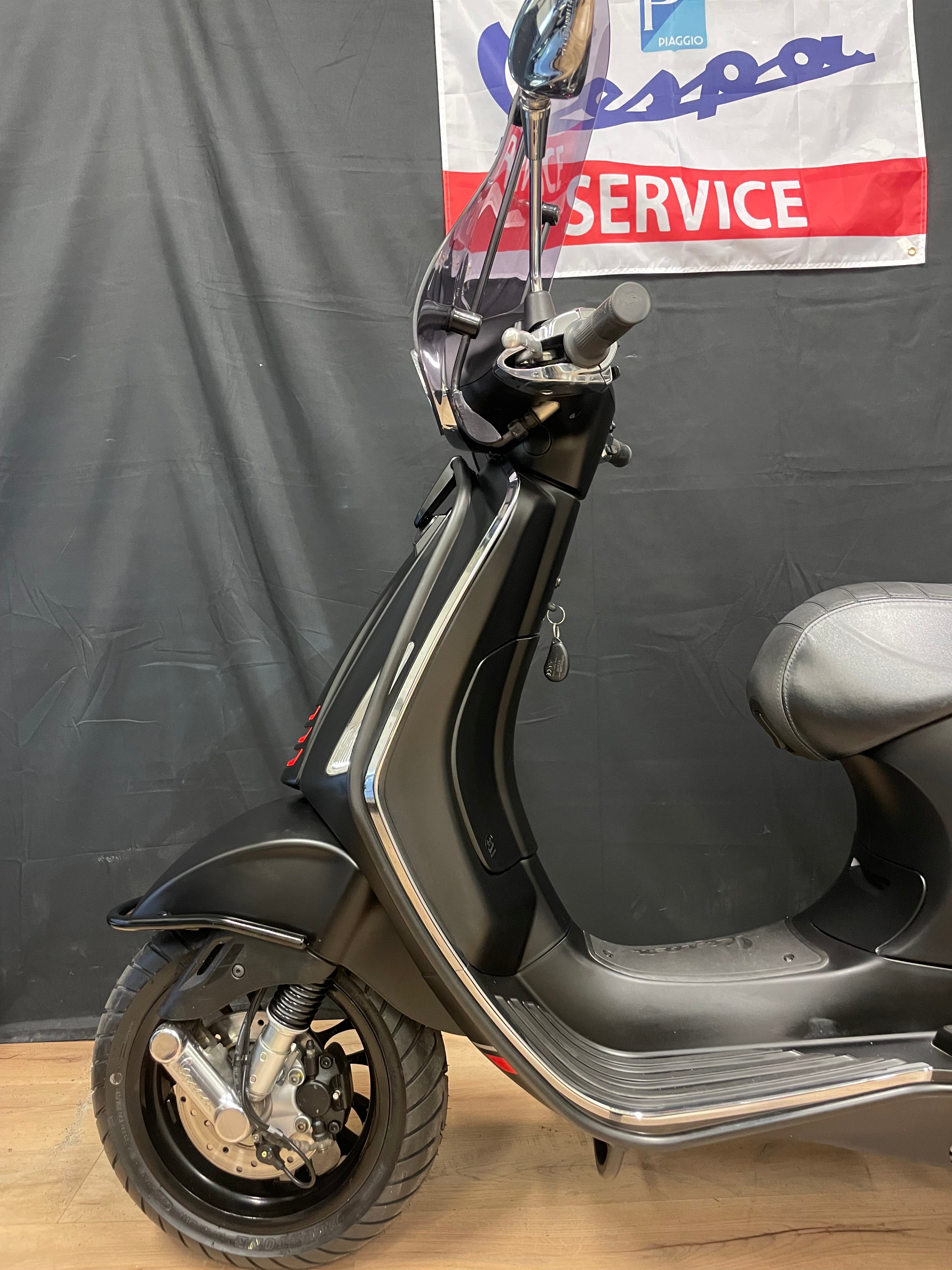 Vespa sprint 50S | Nieuwstaat | Garantie | Iget | option