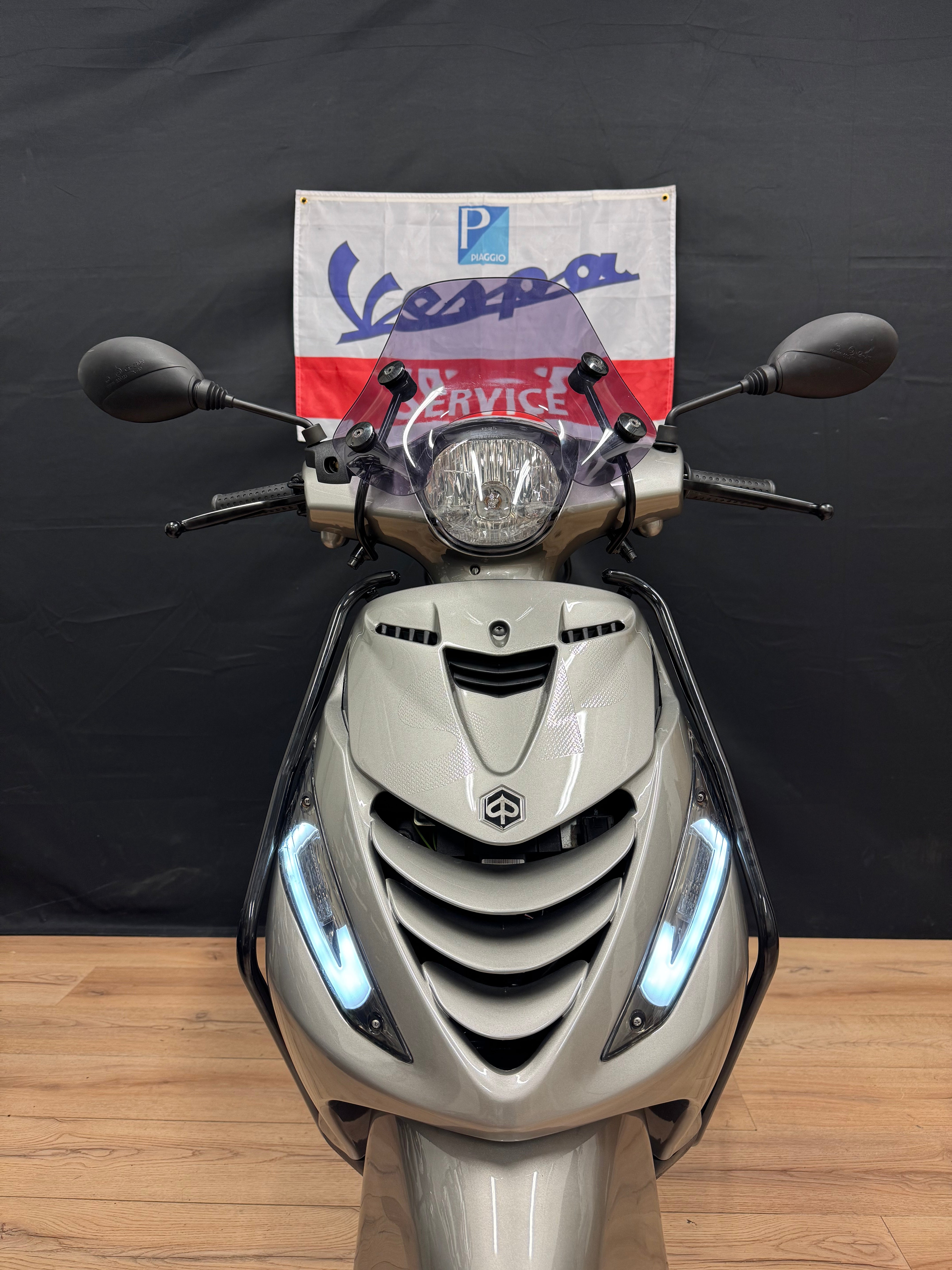 Piaggio Zip 50s | 2022| Garantie | Snor / Brom | Full option