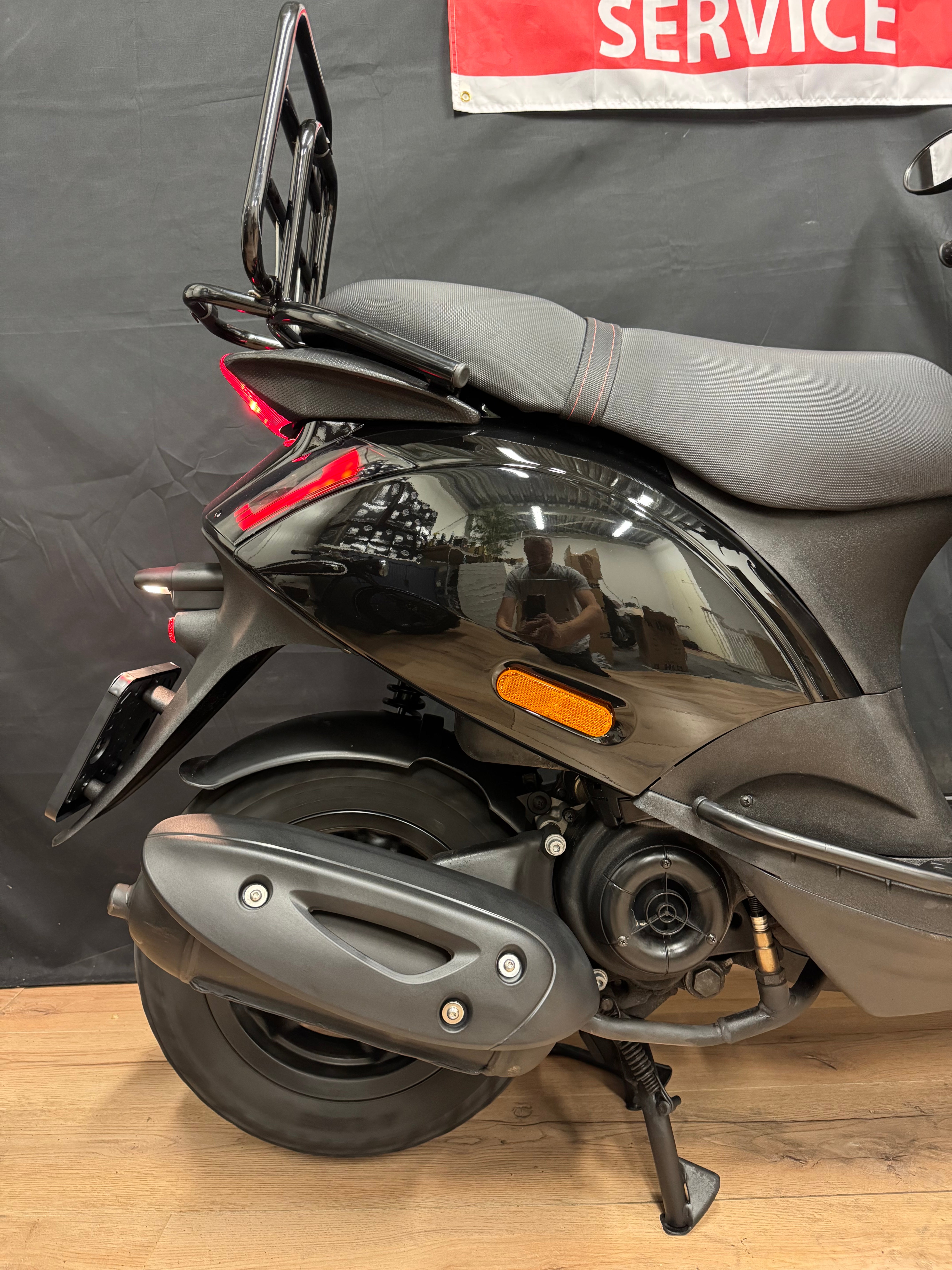 Piaggio Zip 50s | Full option | Garantie | Zo goed als nieuw