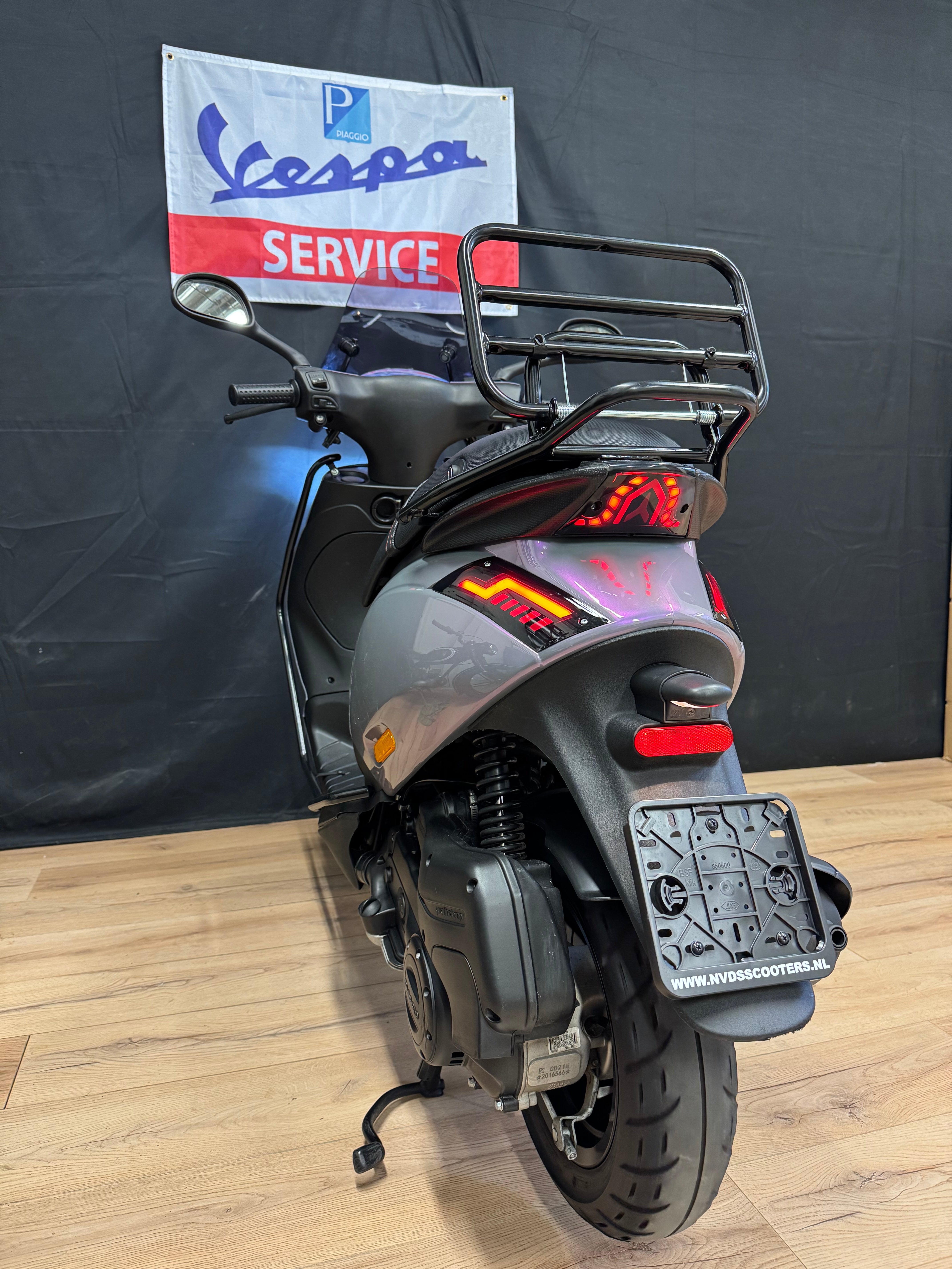 Piaggio Zip 50s | 2024 | Custom | Full option | Garantie