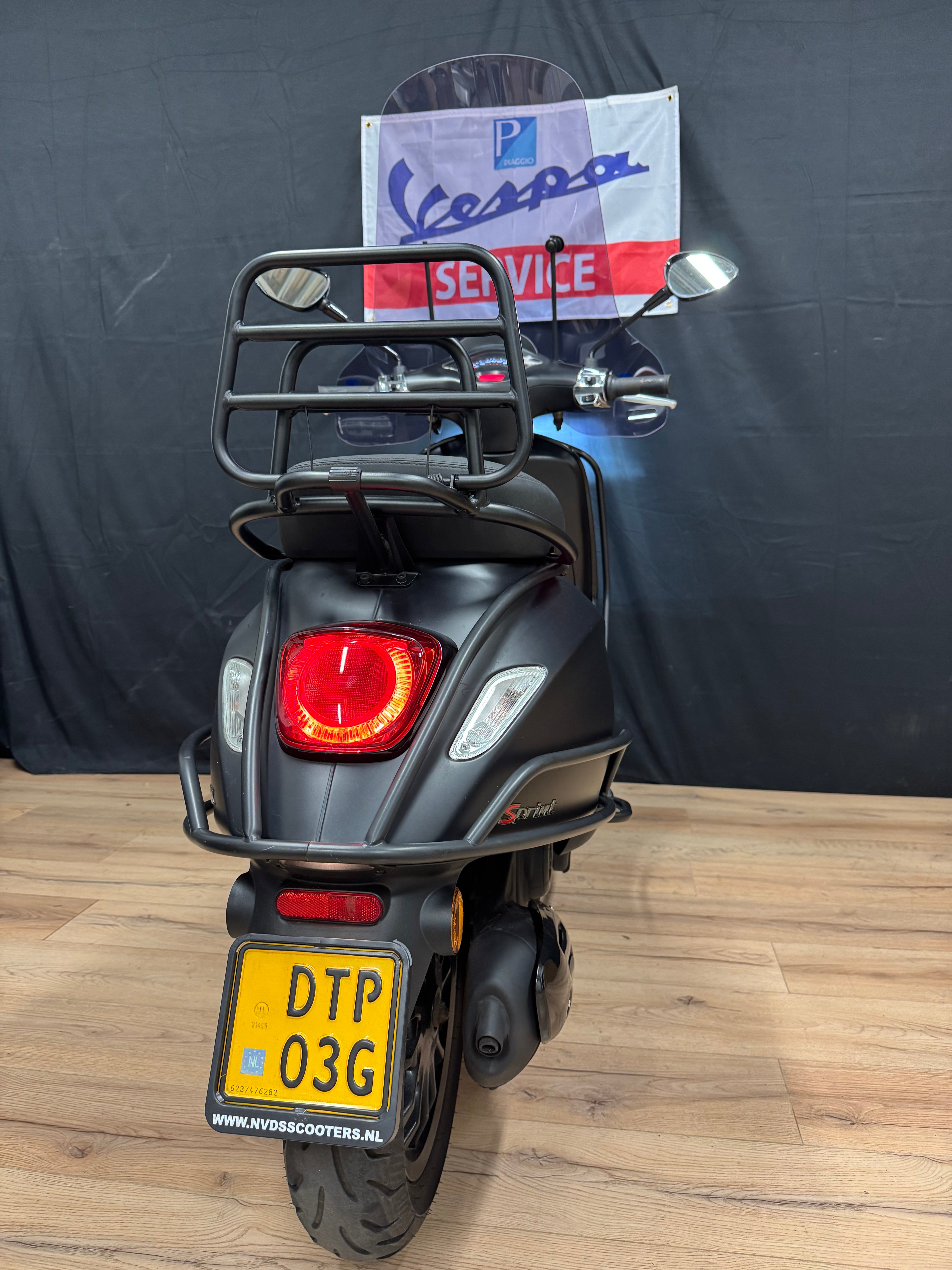 Vespa Sprint 50s | Notte | 2019 | Dealer onderhouden