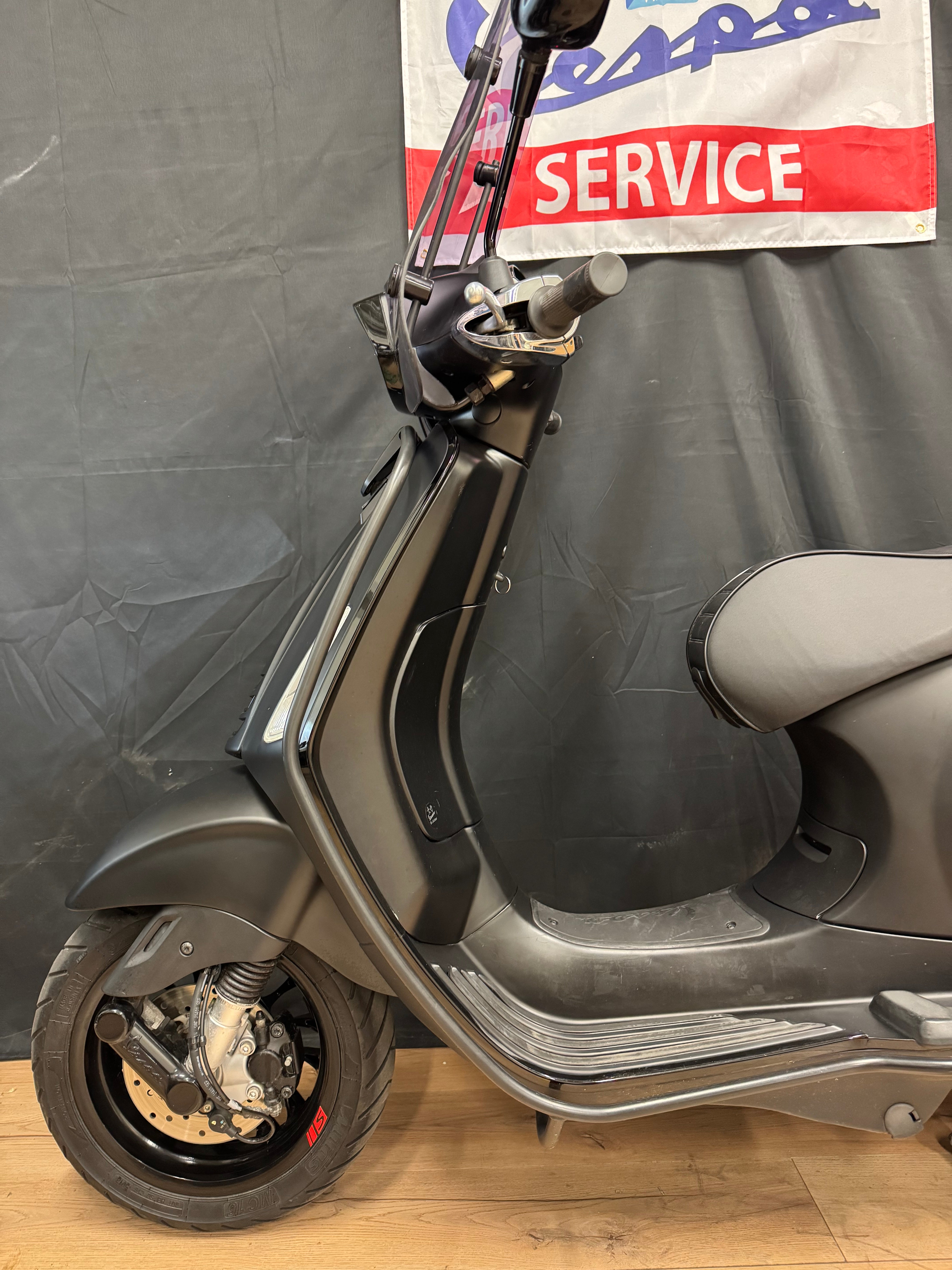 Vespa Sprint 50s | Notte | 2019 | Dealer onderhouden