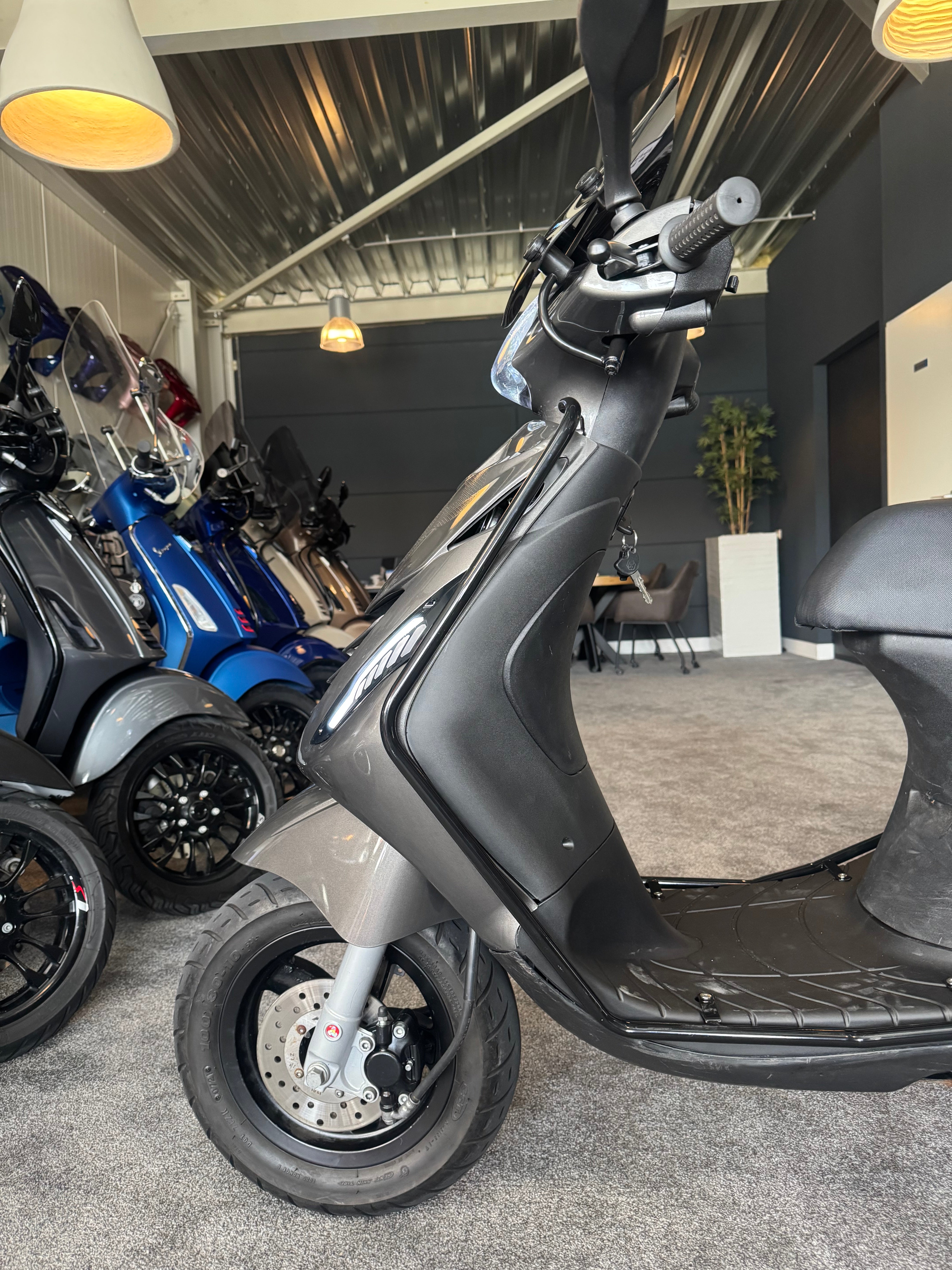 Piaggio Zip | Custom | Full option | Garantie | 2023