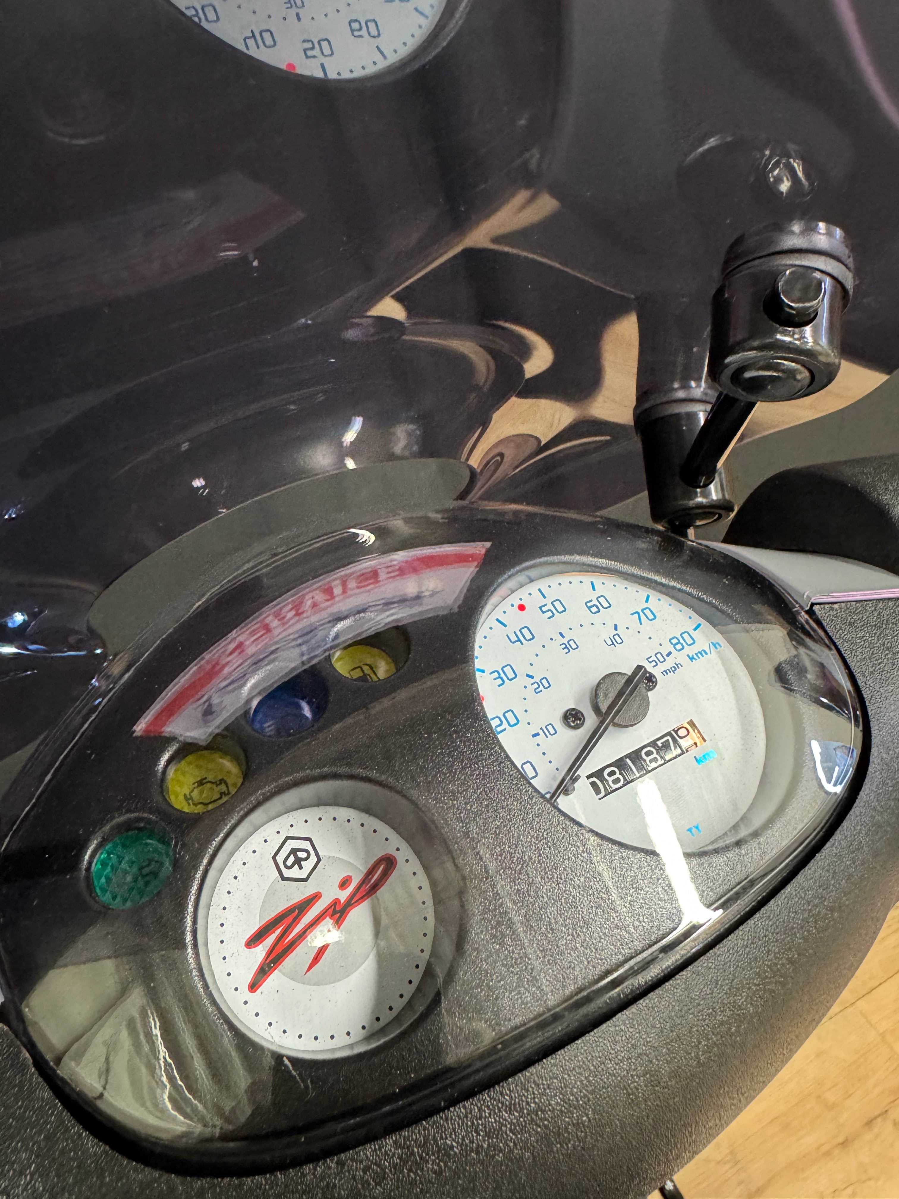 Piaggio Zip 50s | 2024 | Custom | Full option | Garantie