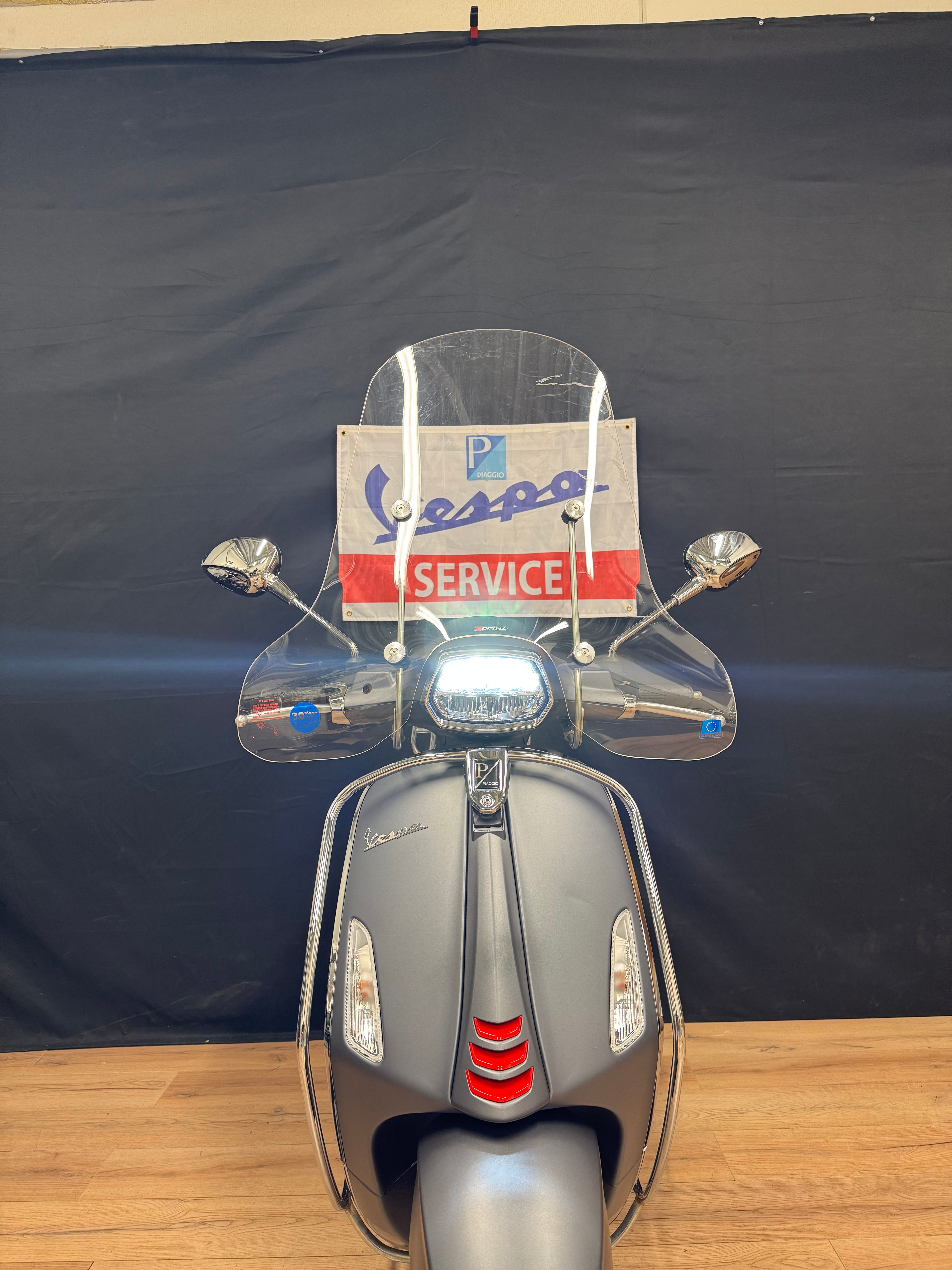 Vespa sprint 50S | Brom / Snor | Garantie | Alarm | Opties