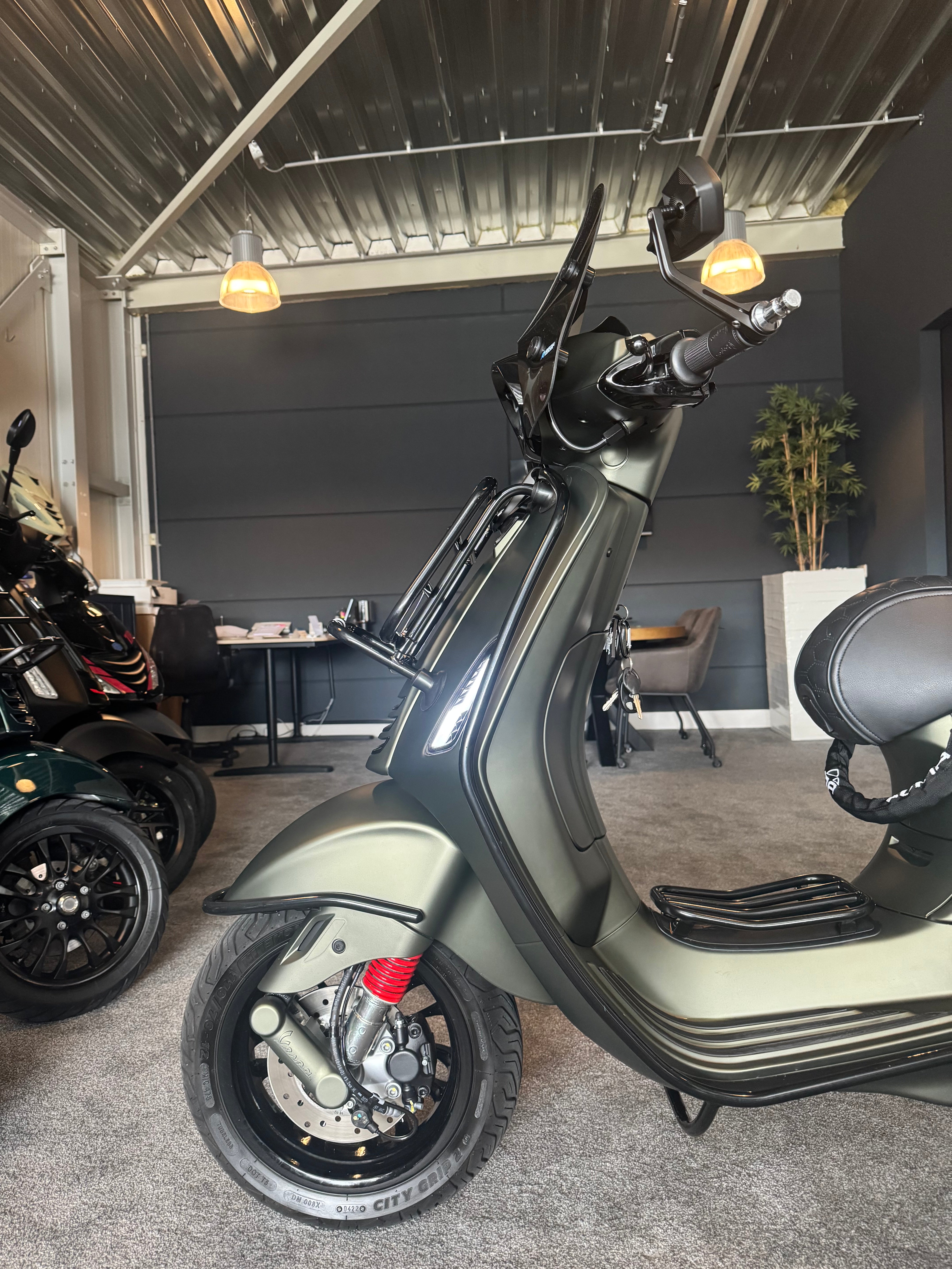 Vespa sprint 50s | Custom | Brom | Full option | 1400km