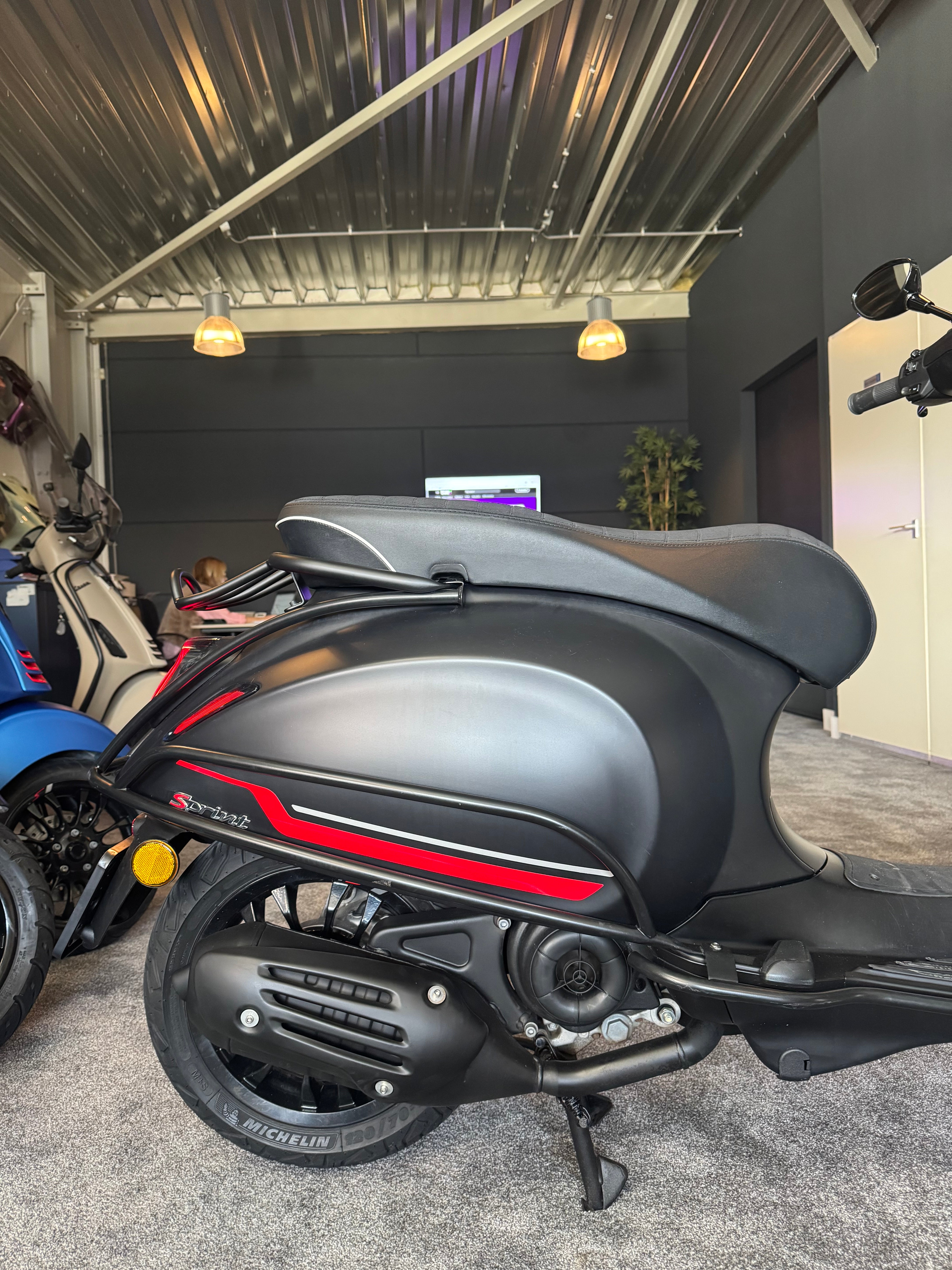 Vespa sprint 50S | Full option | Brom | Garantie