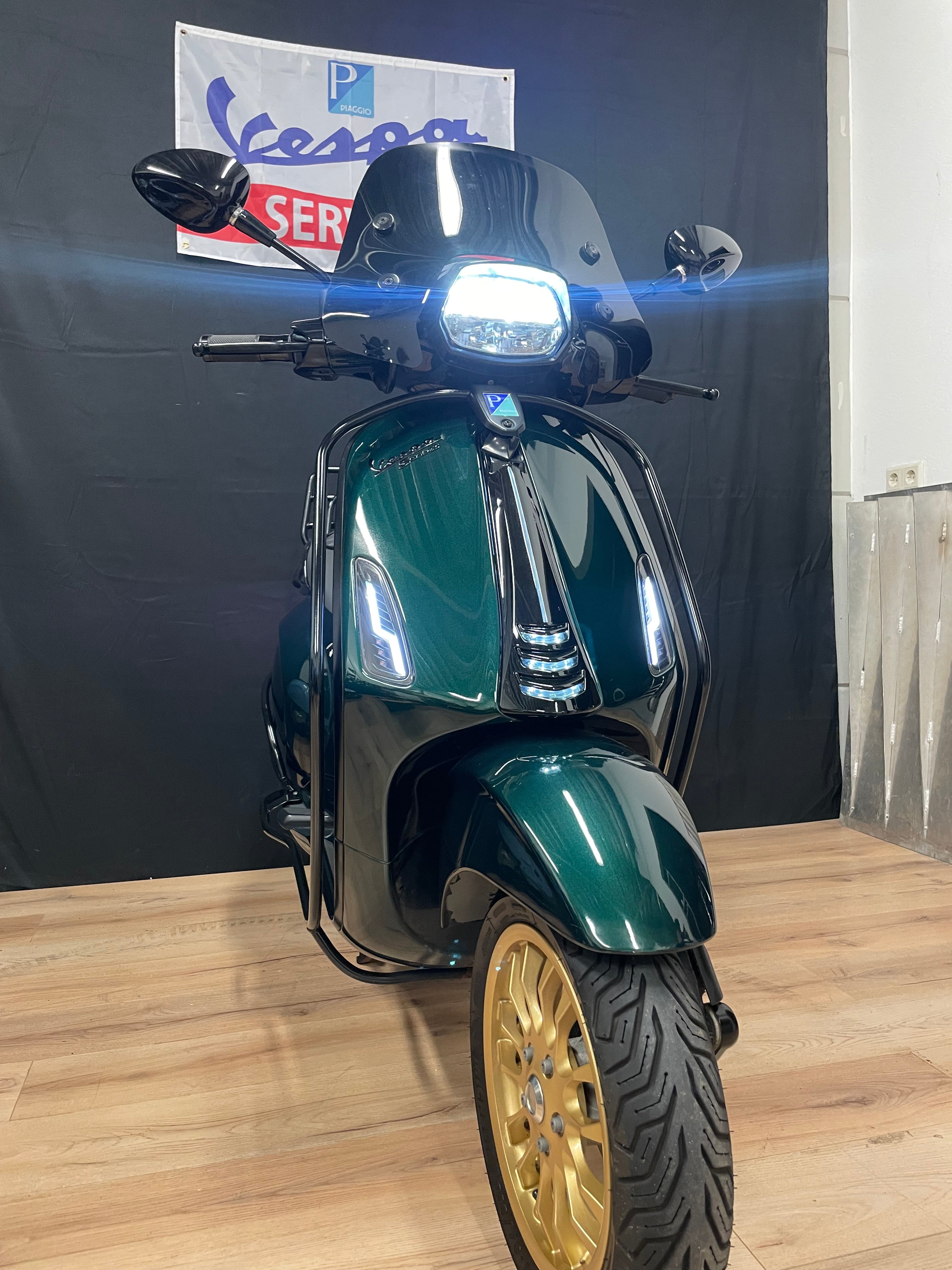 Vespa sprint 50S | Custom | Full option | Malossi | Zelioni