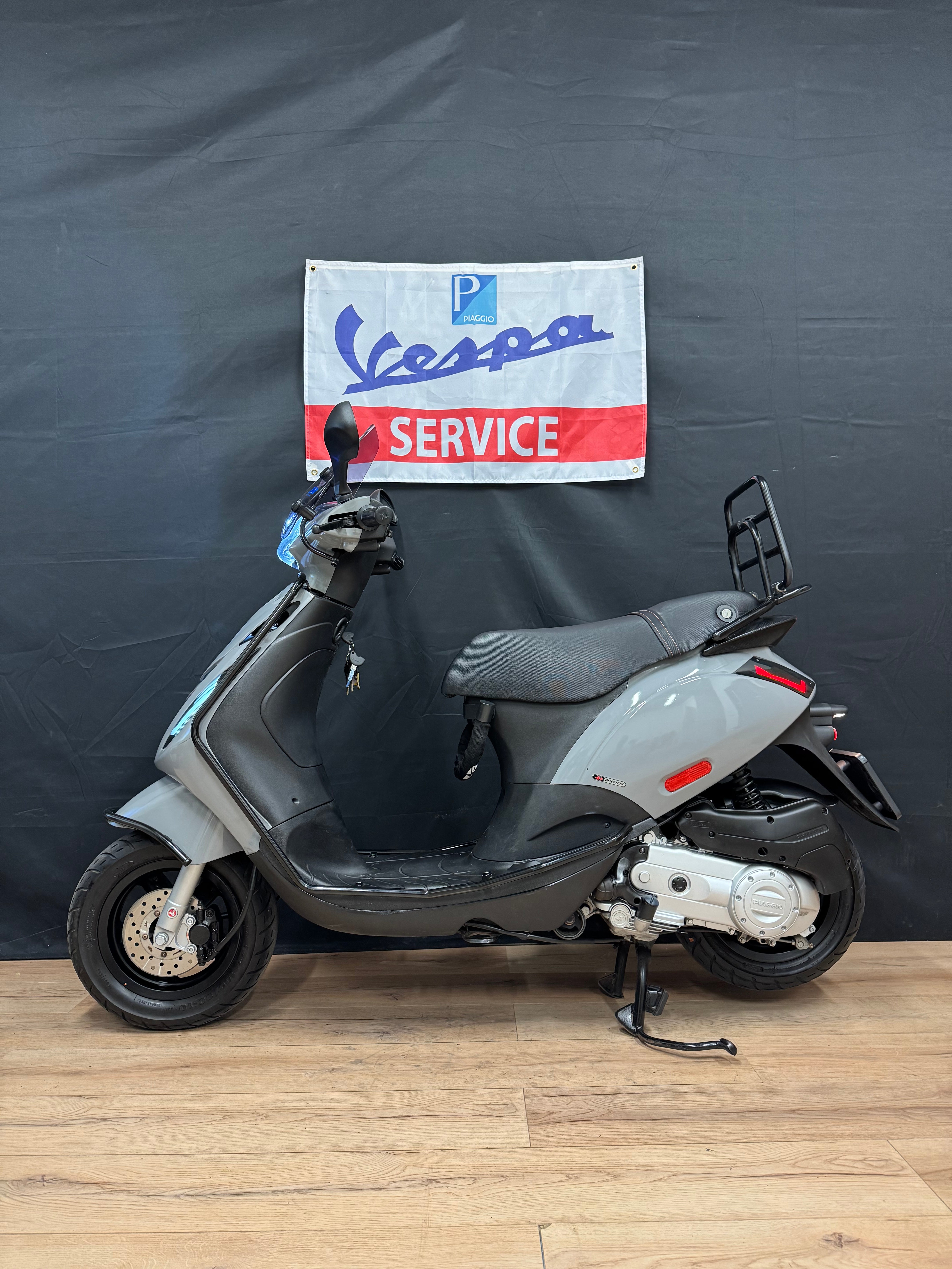 Piaggio Zip 50s | Full option | Brom / Snor | Garantie