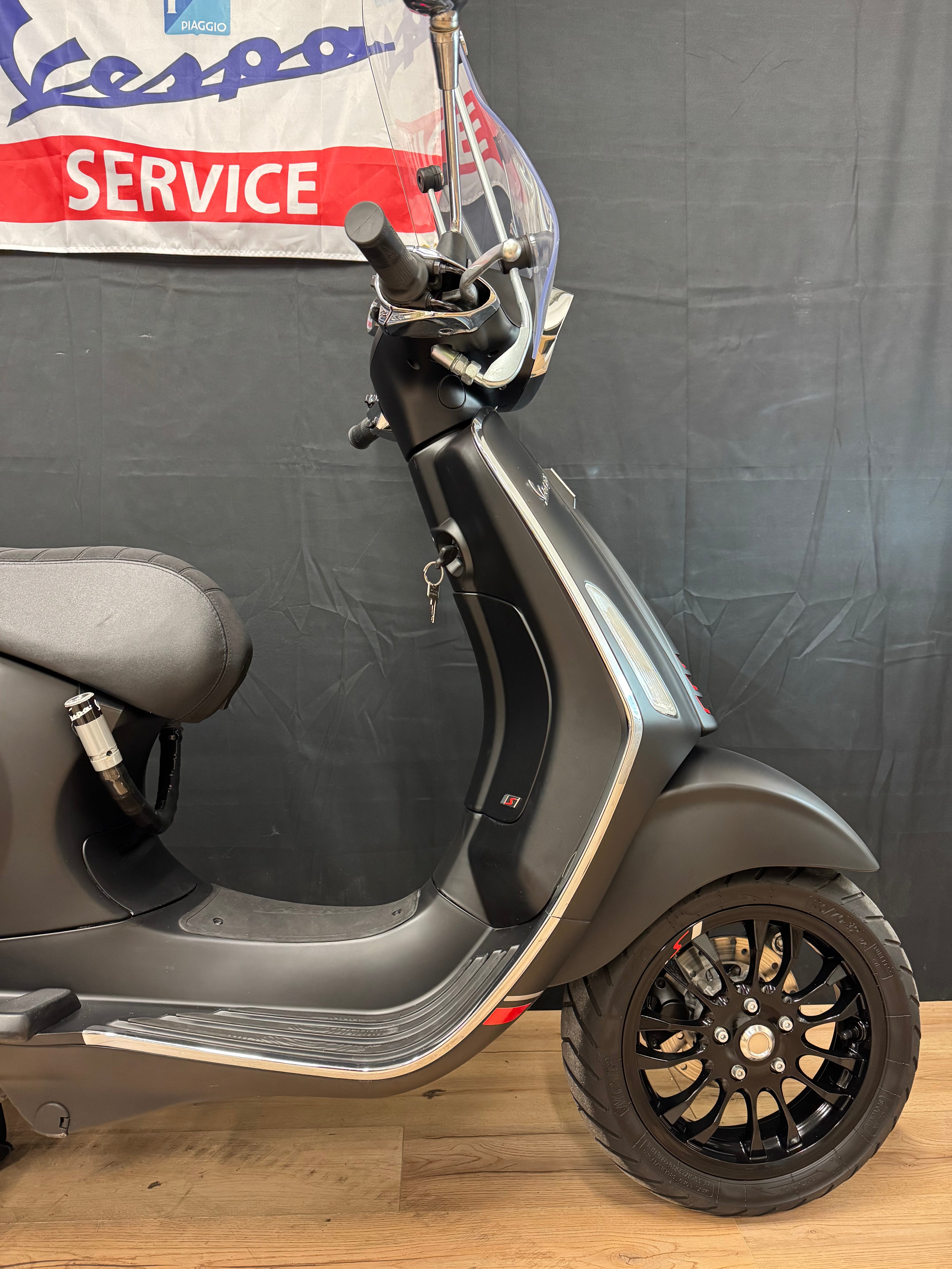 Vespa sprint 50S Notte - 2021 - 3000km - Garantie - Opties