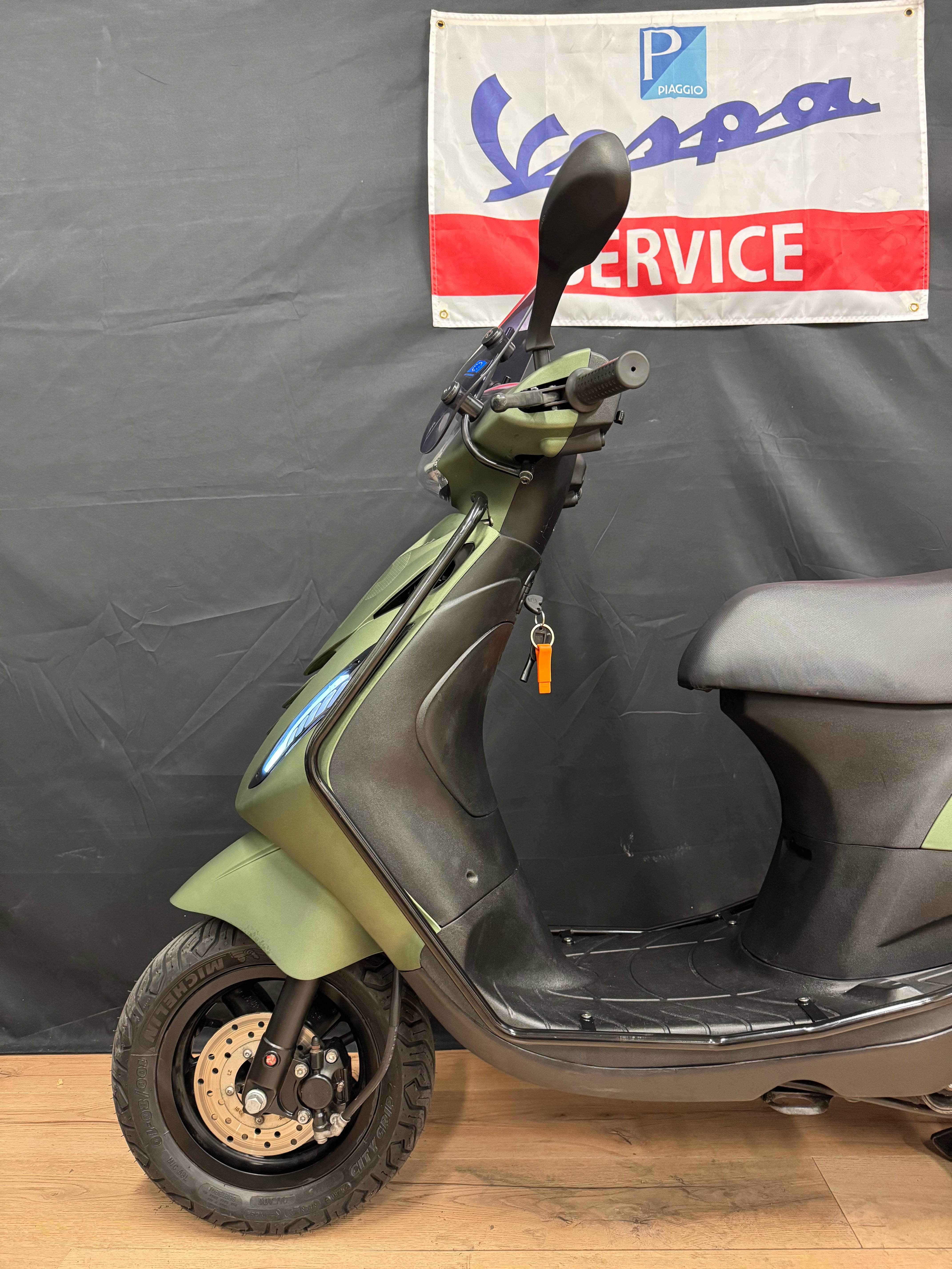 Piaggio Zip 50s | Full option | Garantie | Custom | Brom