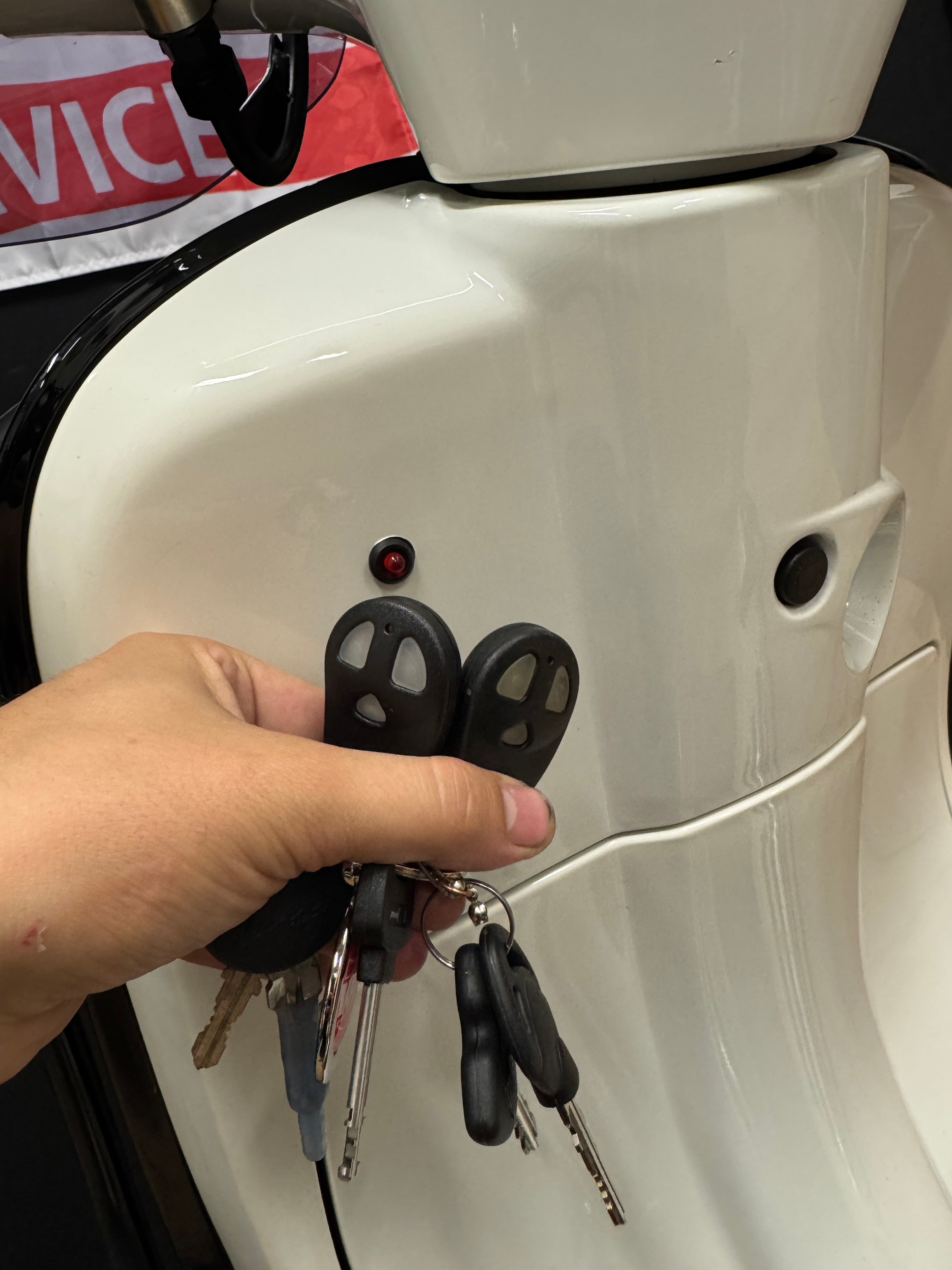 Vespa sprint 50S | Full option | Garantie | Brom / Snor