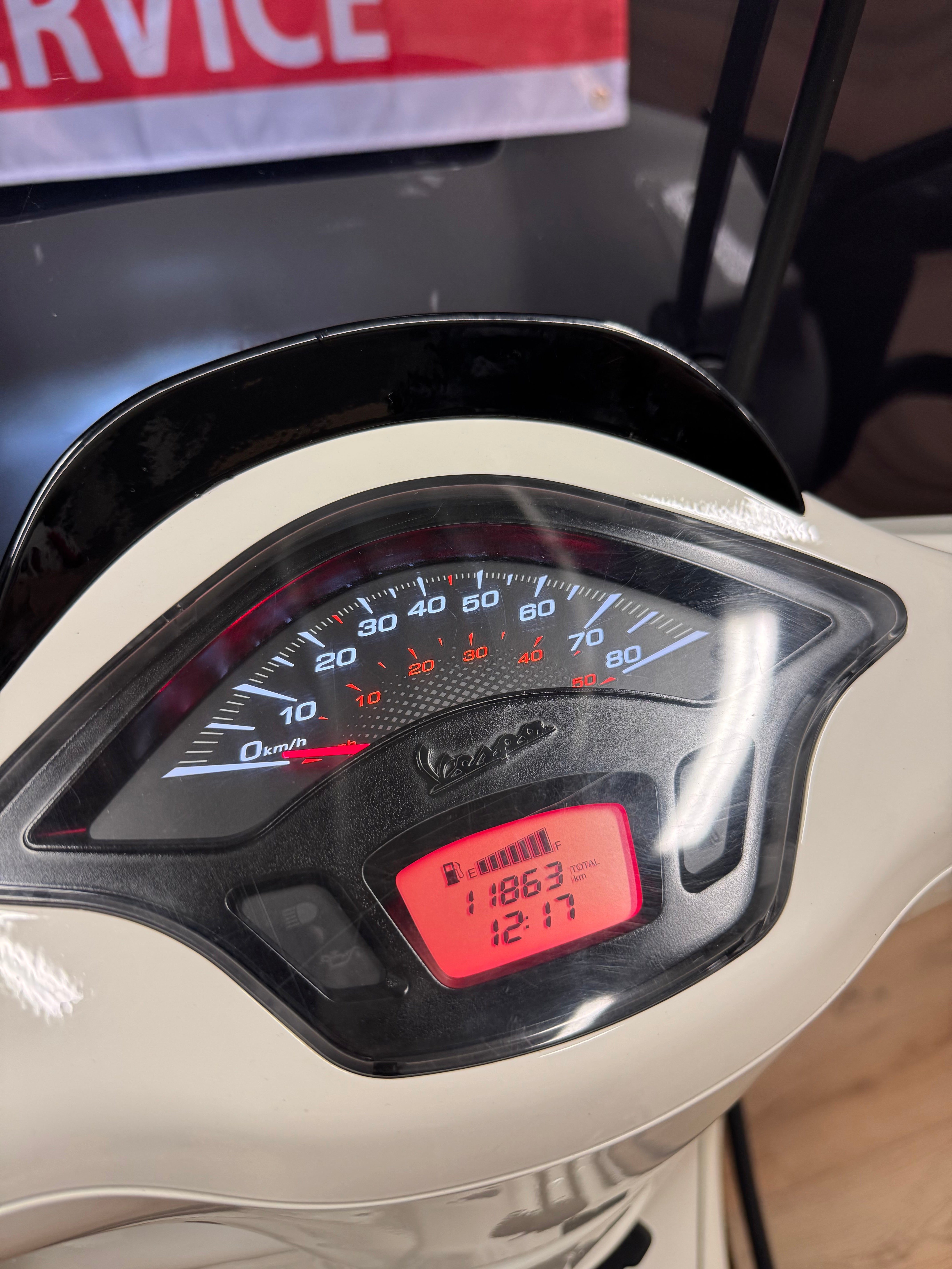 Vespa sprint 50S | Full option | Garantie | Brom / Snor