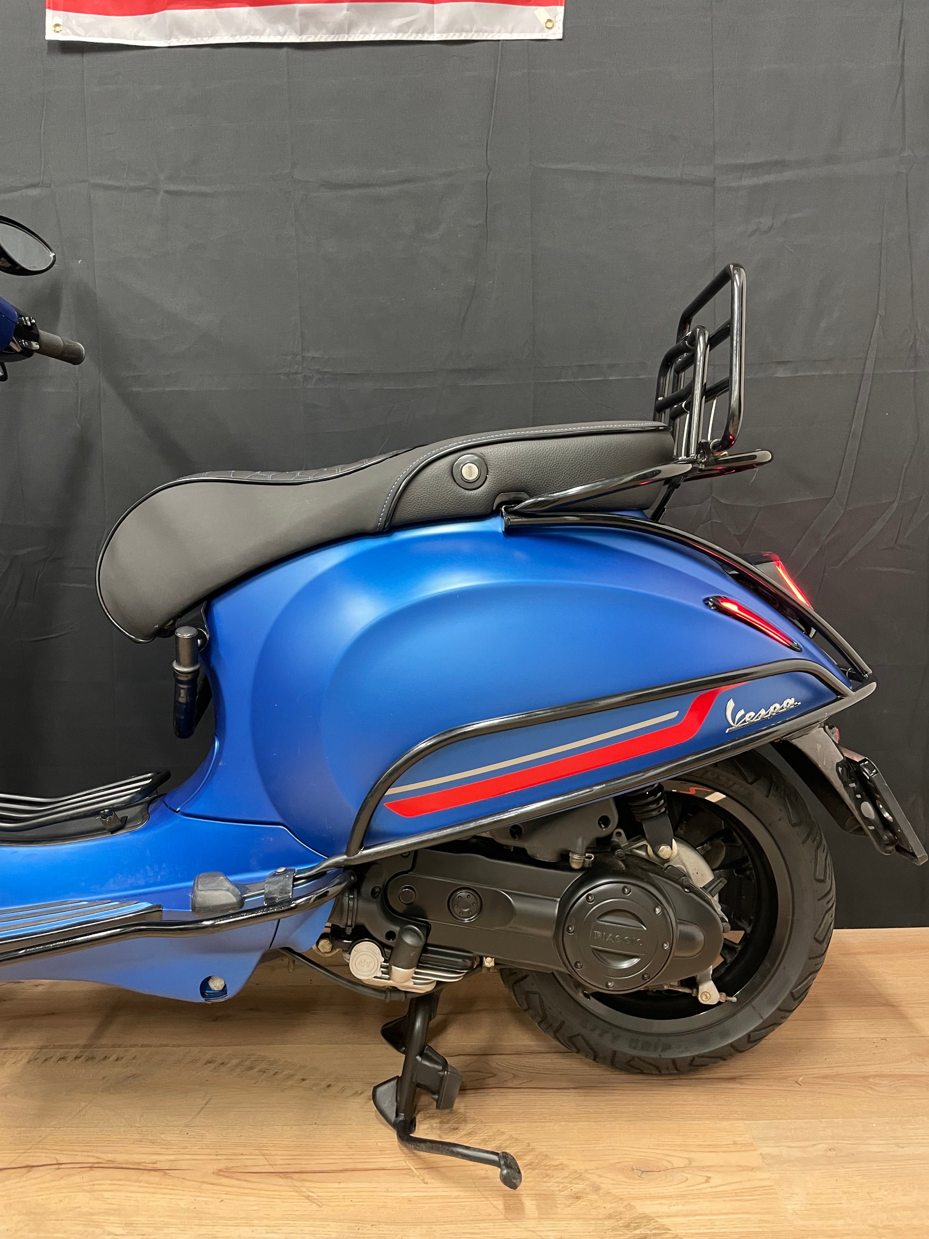 Vespa sprint E5 | Carbon | Malossi | Full option | Garantie