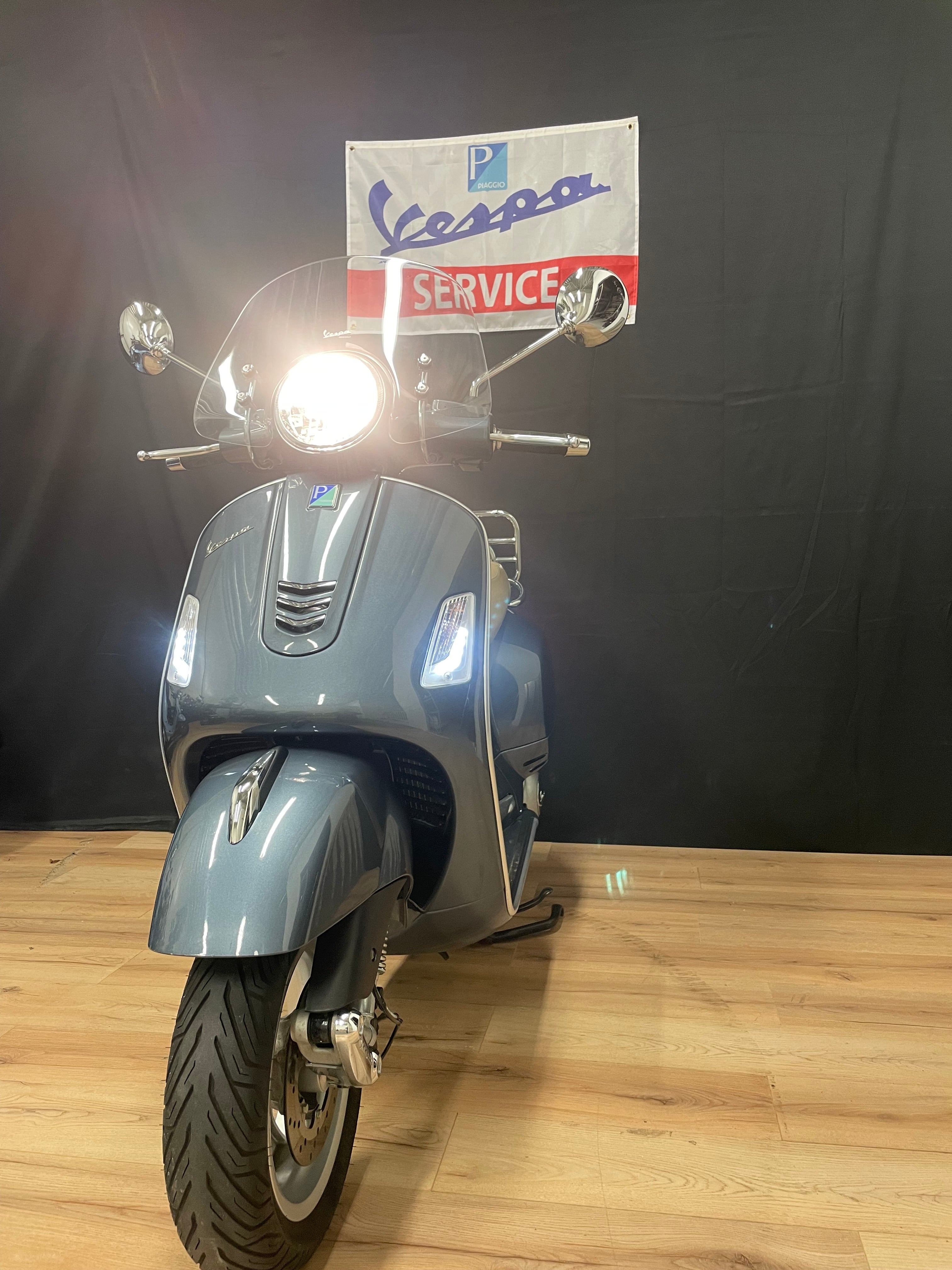 Vespa GTS 250IE | Nieuwstaat | 2017 | Garantie | 8700km