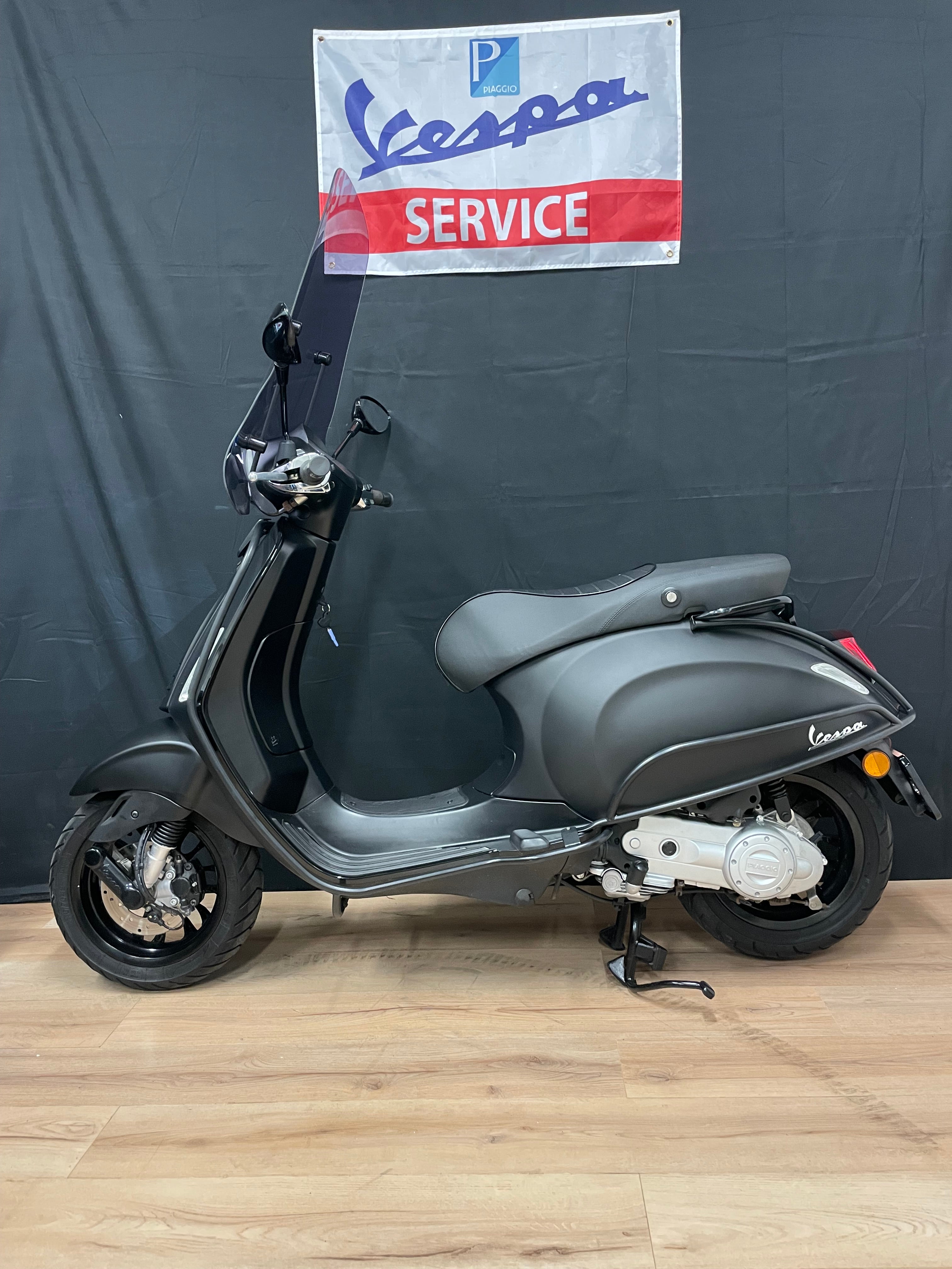 Vespa Sprint | Notte | Garantie | Iget | 1e eigenaar