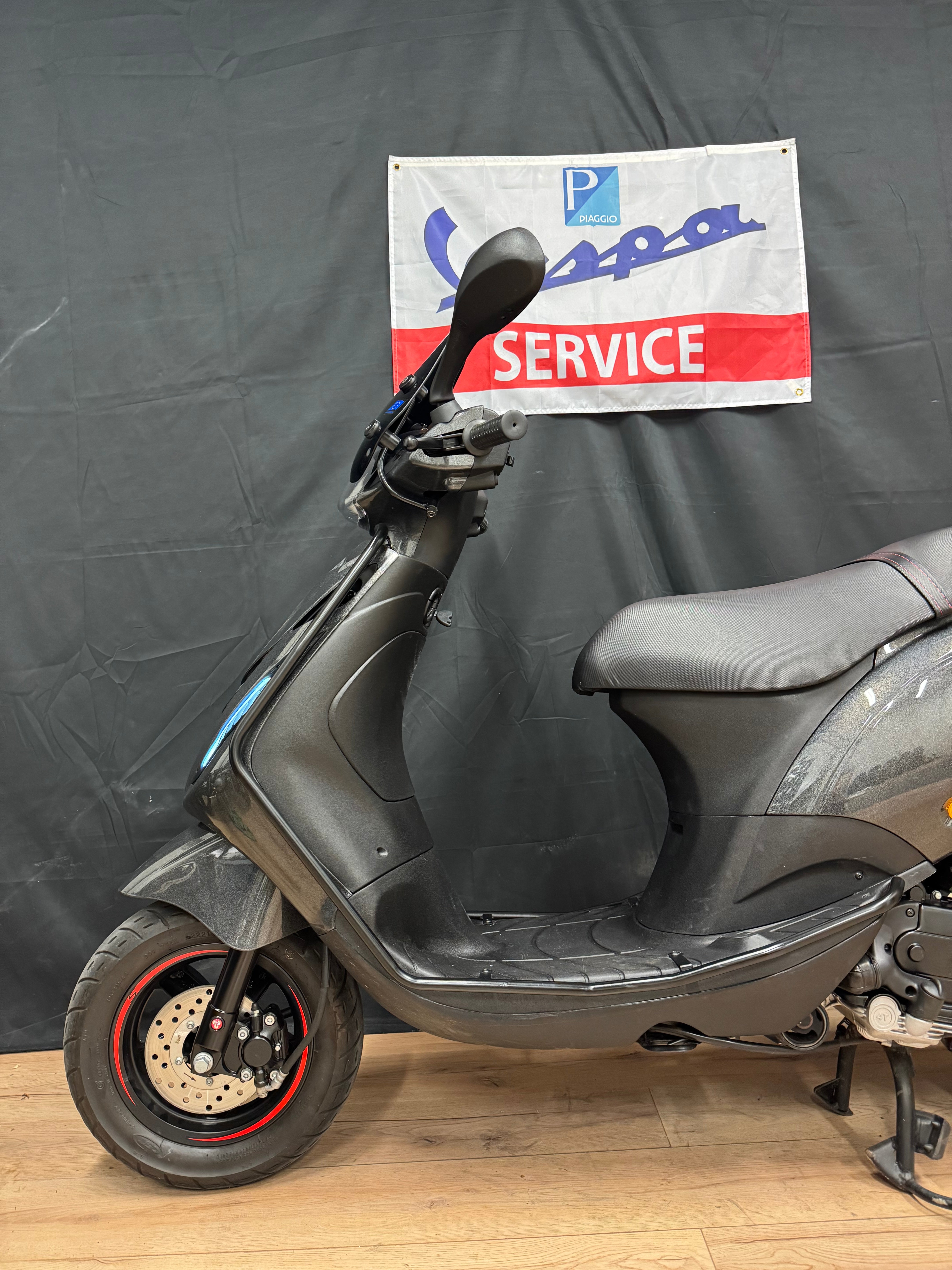 Piaggio Zip | 80cc | Full option | Garantie | 2024 | 6000km