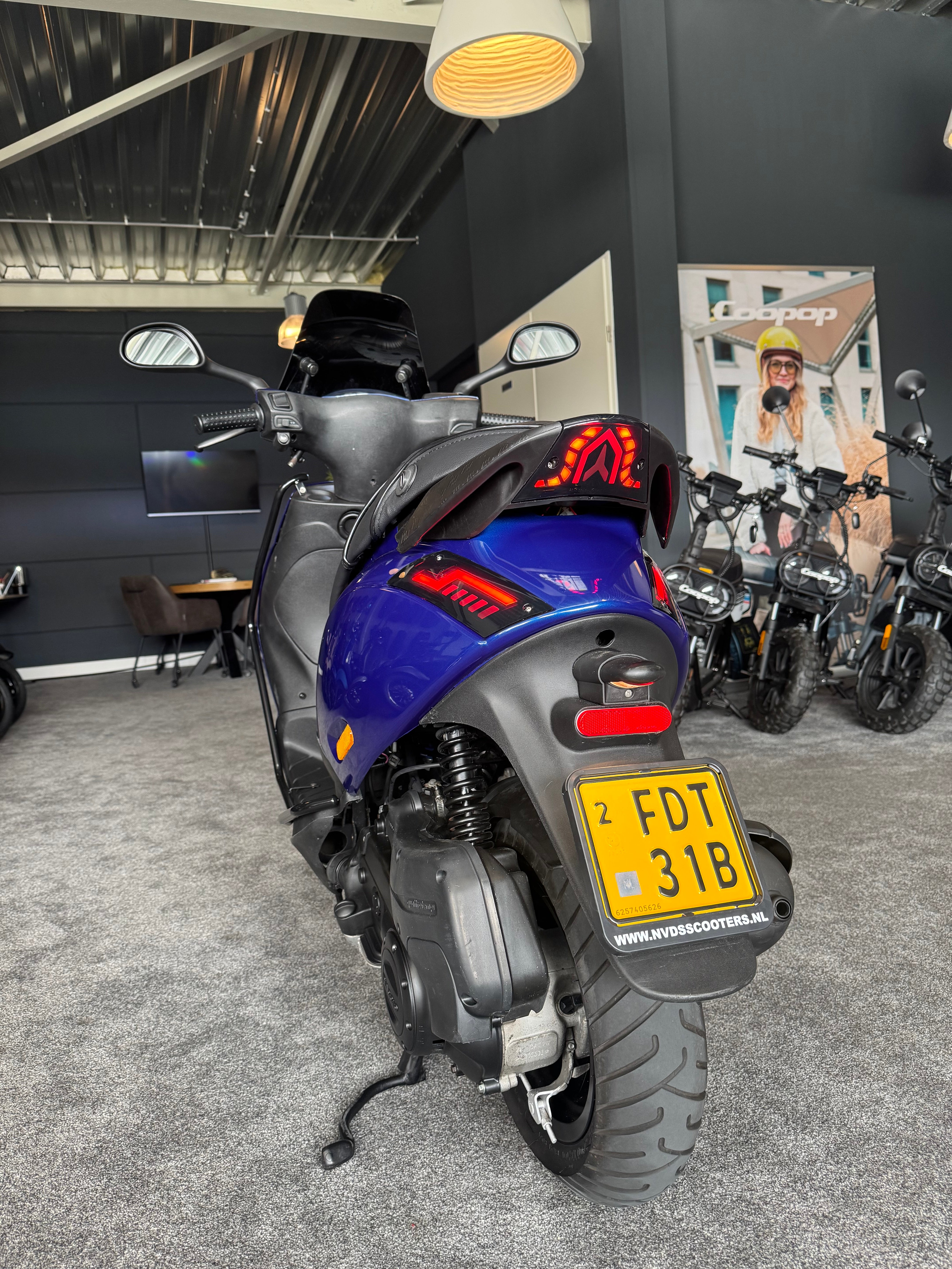 Piaggio Zip | Full option | Custom | Brom | Garantie |