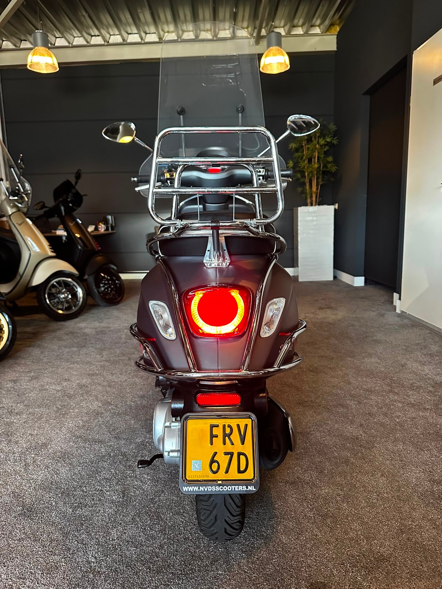 Vespa sprint 50S | 2024 | 1e eigenaar | Brom | Garantie