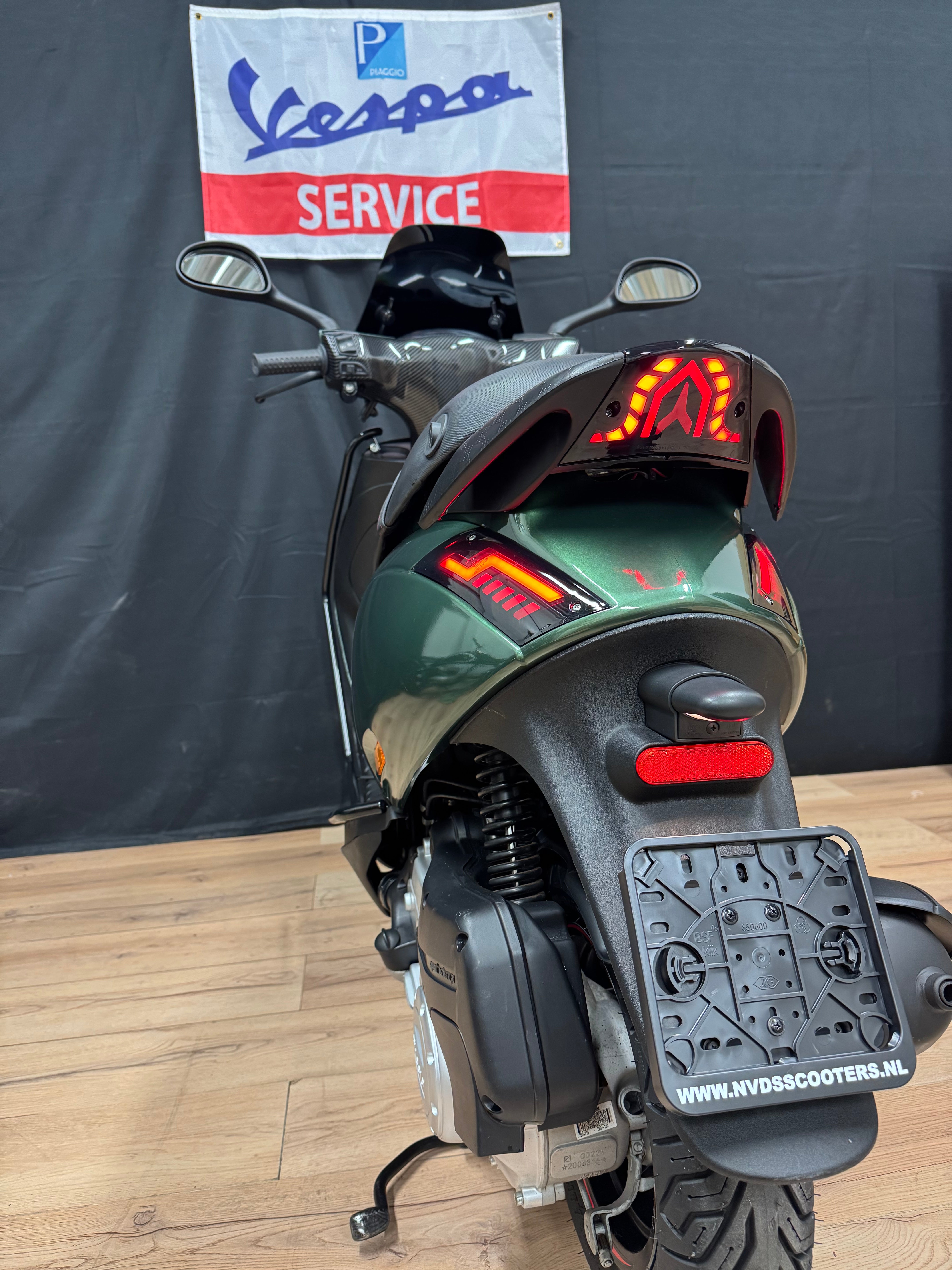 Piaggio Zip 50s | 2022 | Full option | 7500km | Nieuwstaat