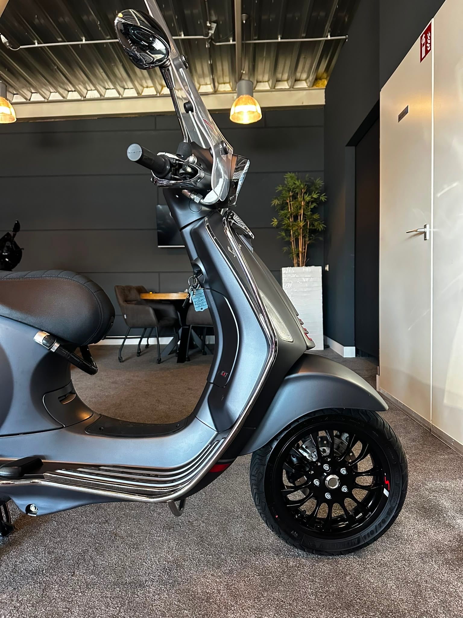 Vespa sprint 50S | 2024 | 1e eigenaar | Brom | Garantie