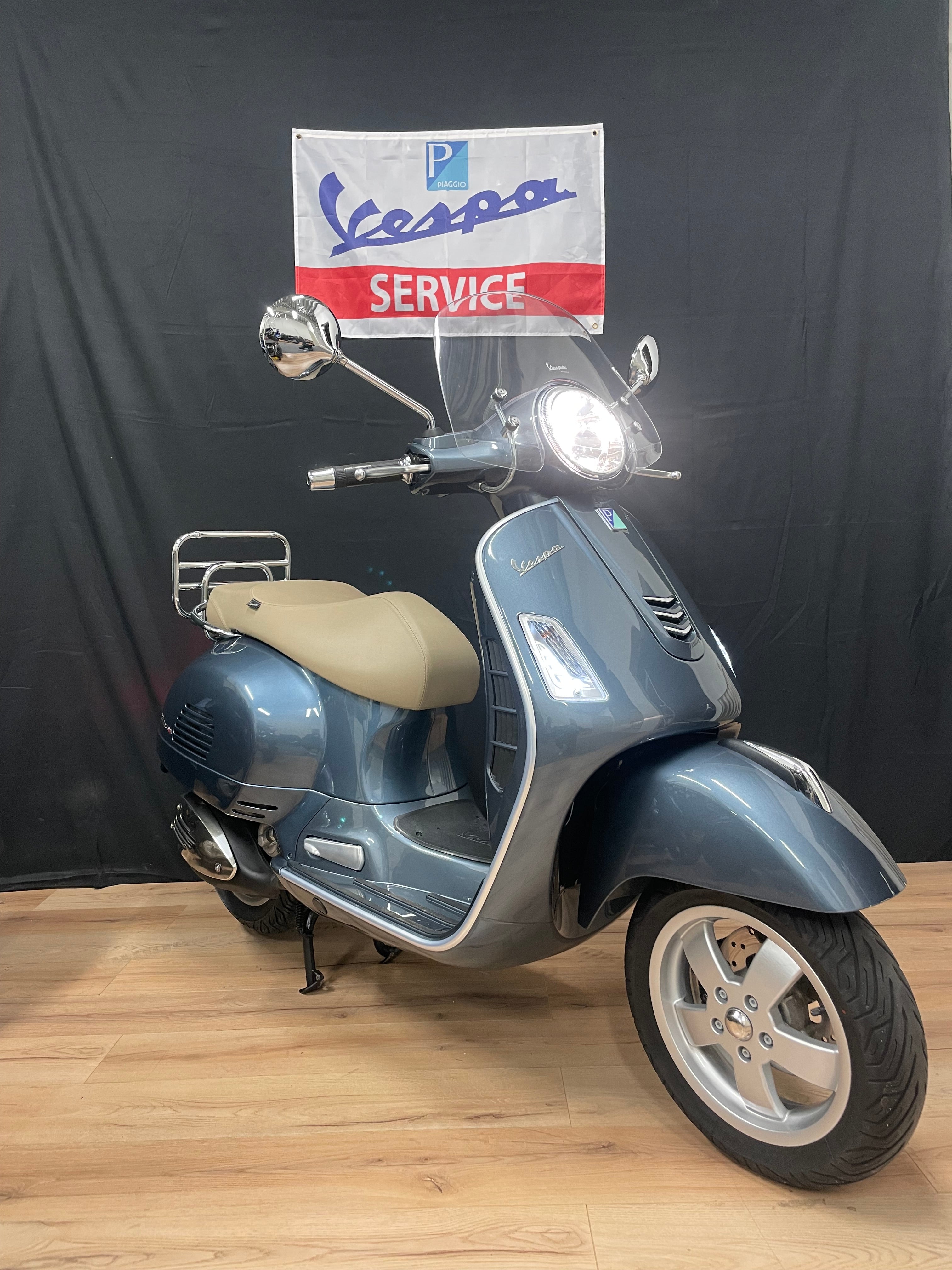 Vespa GTS 250IE | Nieuwstaat | 2017 | Garantie | 8700km