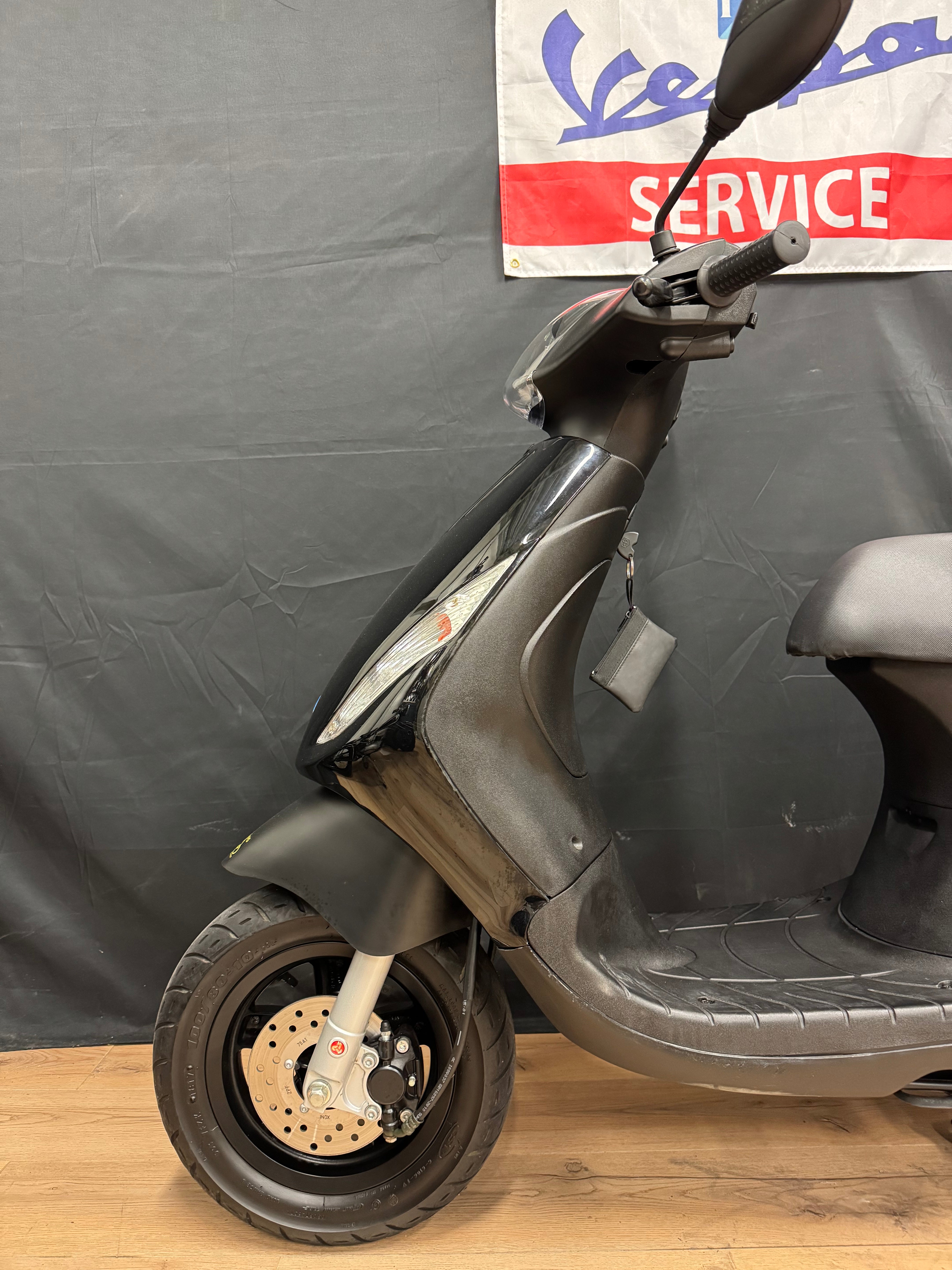 Piaggio Zip 2T | UNIEK | Nieuwstaat | 2017 | Weinig km