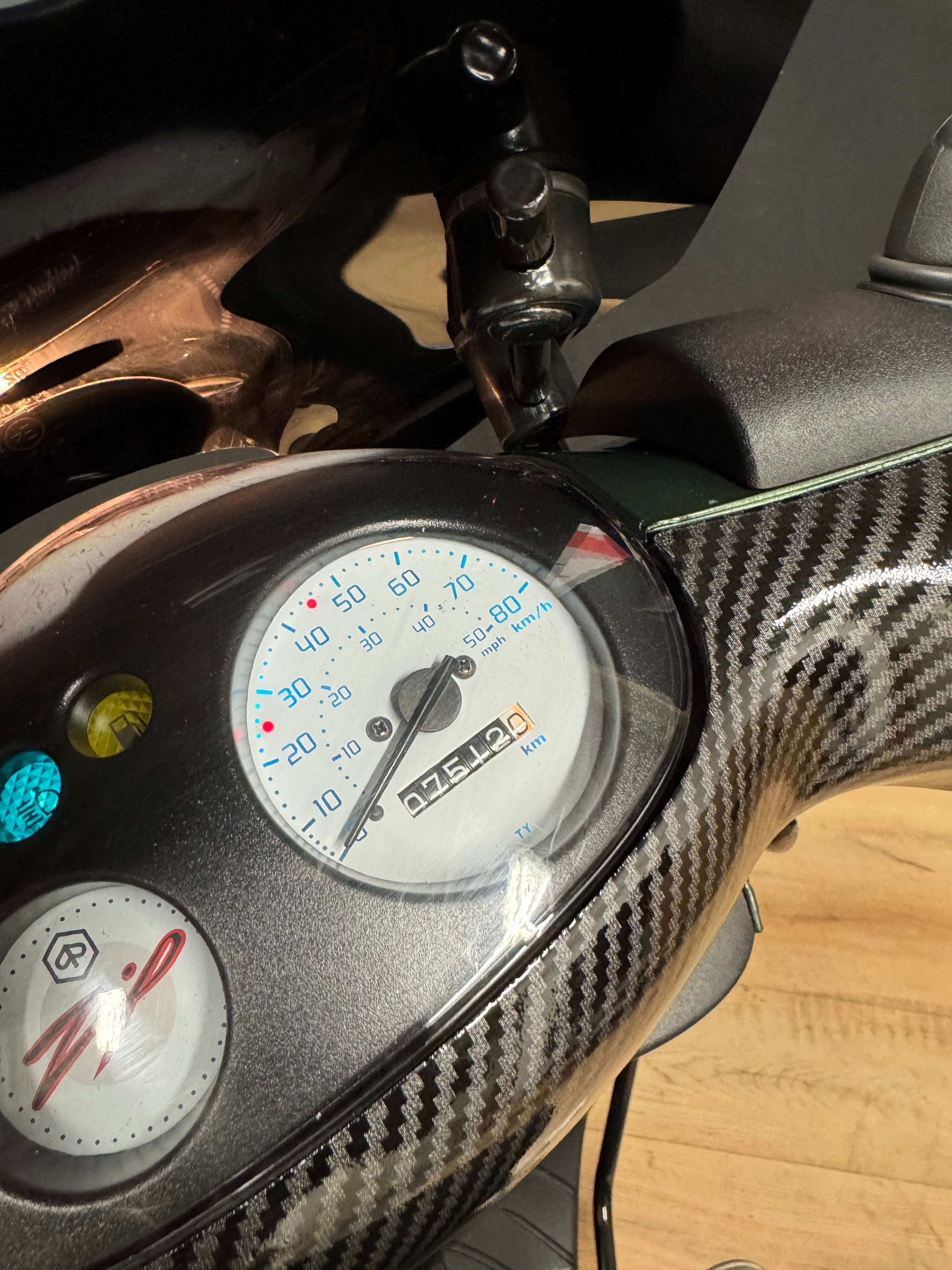 Piaggio Zip 50s | 2022 | Full option | 7500km | Nieuwstaat