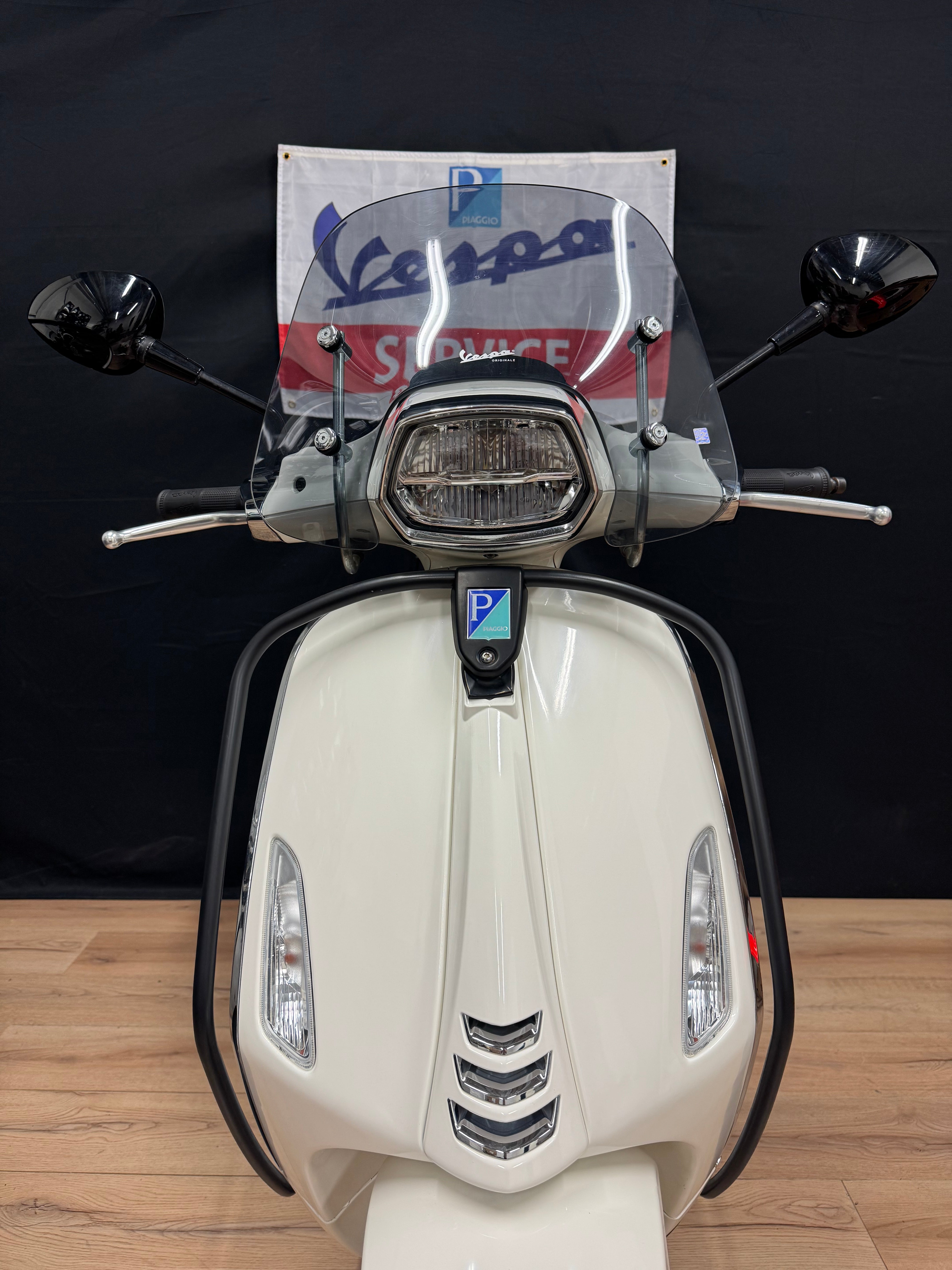 Vespa sprint E5 | 2022 | 8000km | Garantie | Opties
