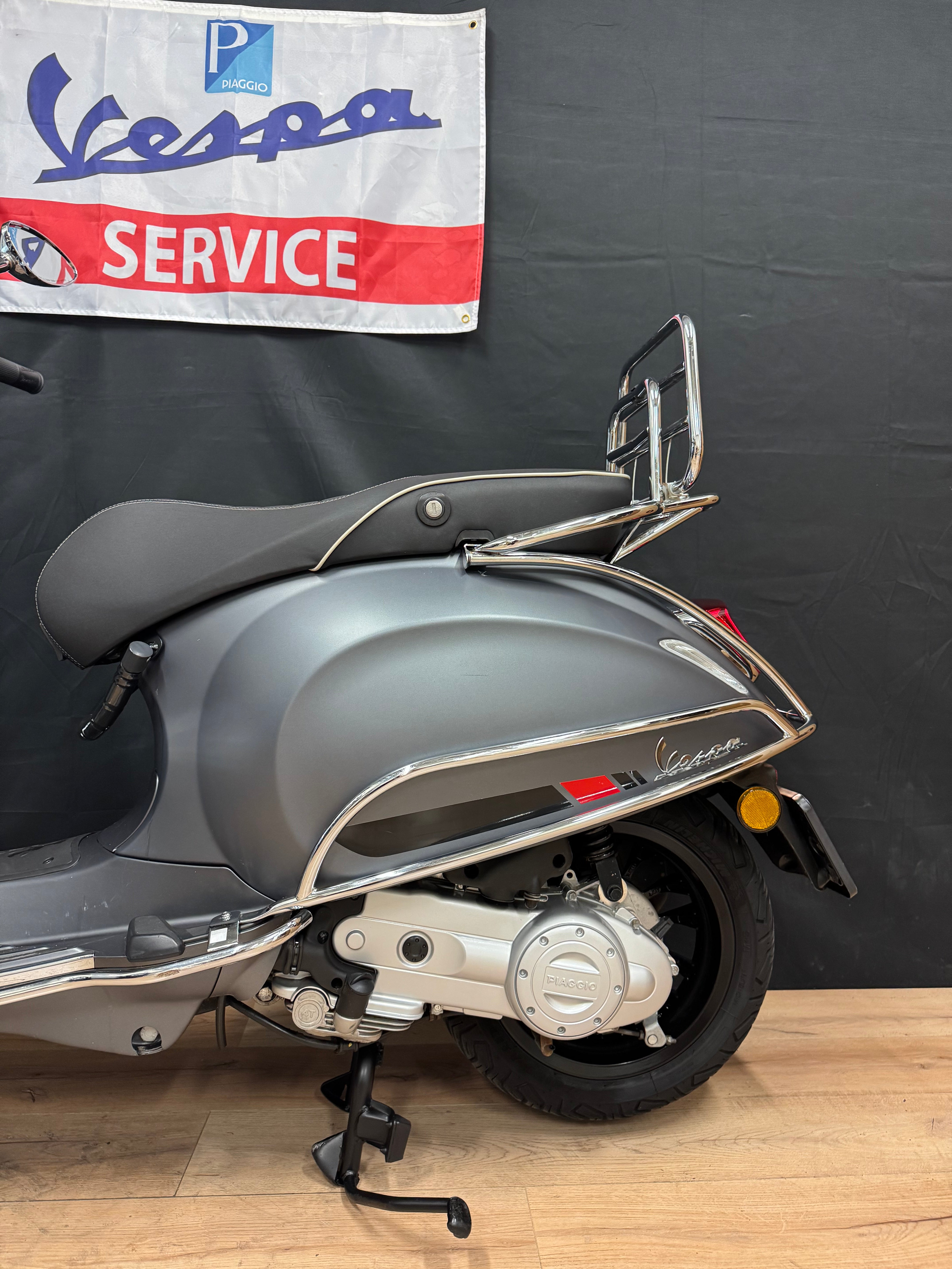 Vespa sprint 50S | Brom / Snor | Garantie | Alarm | Opties