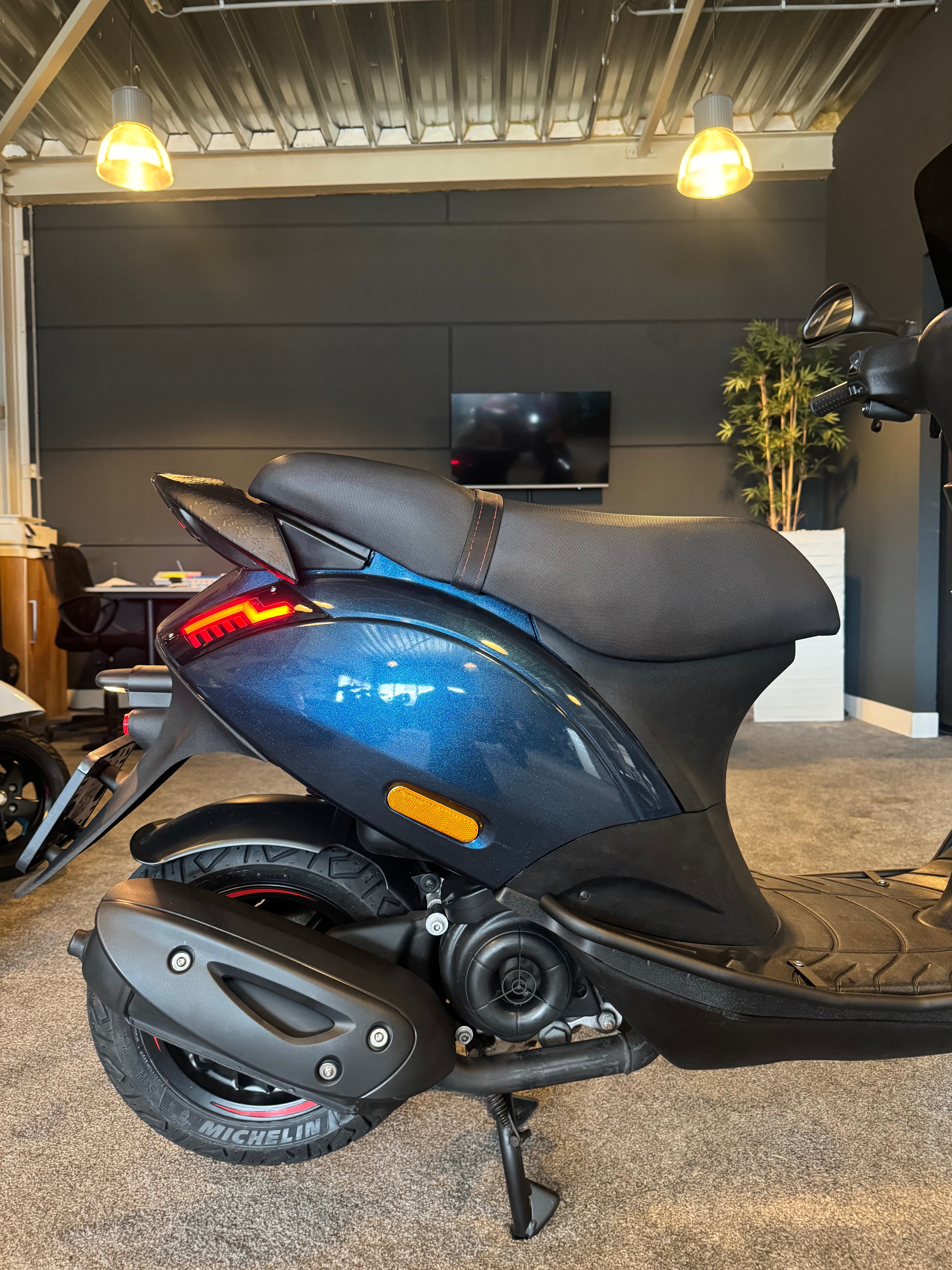 Piaggio Zip 50S | Full option | Brom | 1e eigenaar | Garantie