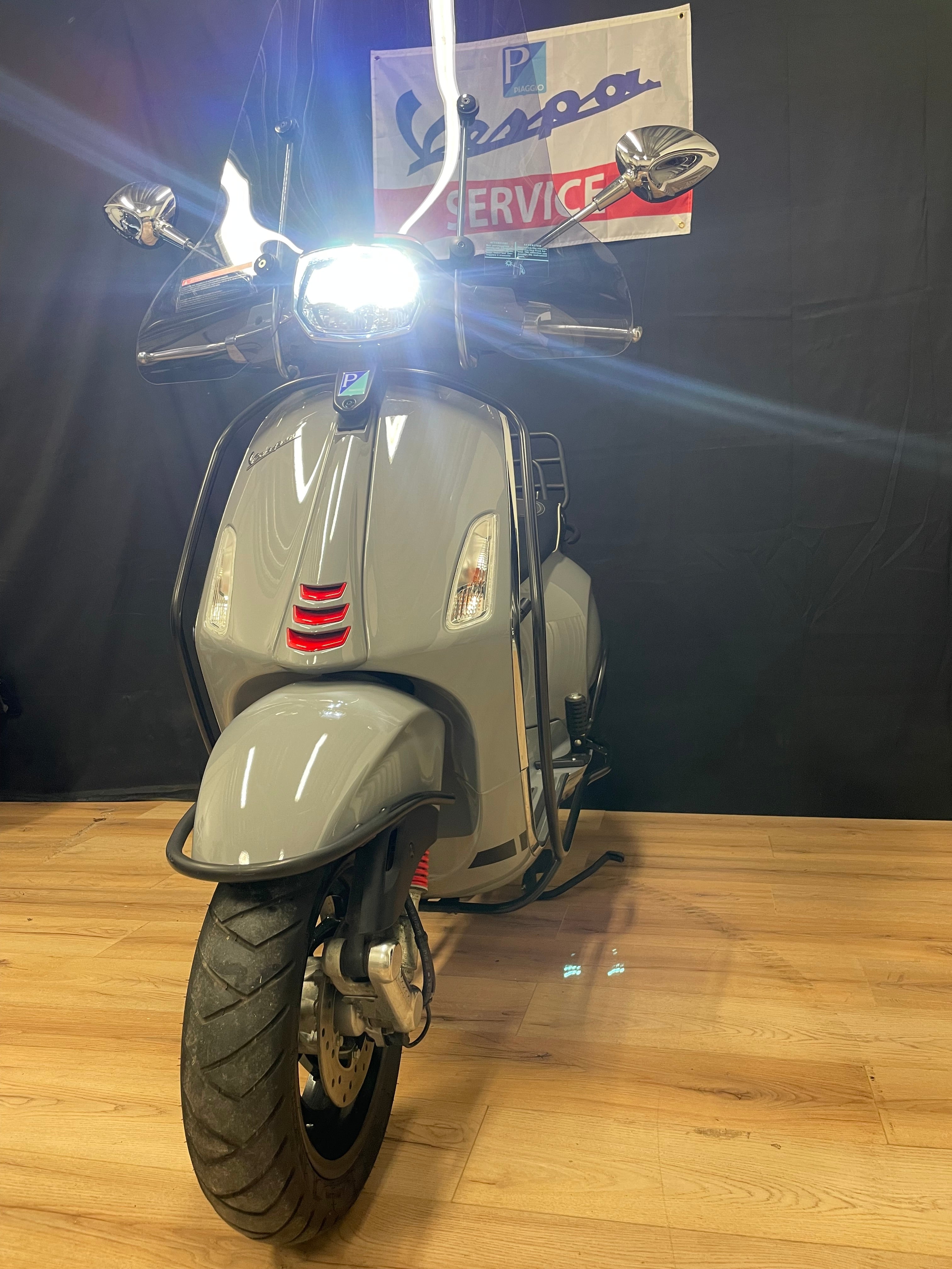 Vespa sprint 50S | Nieuwstaat | IGET | Garantie | Brom/Snor