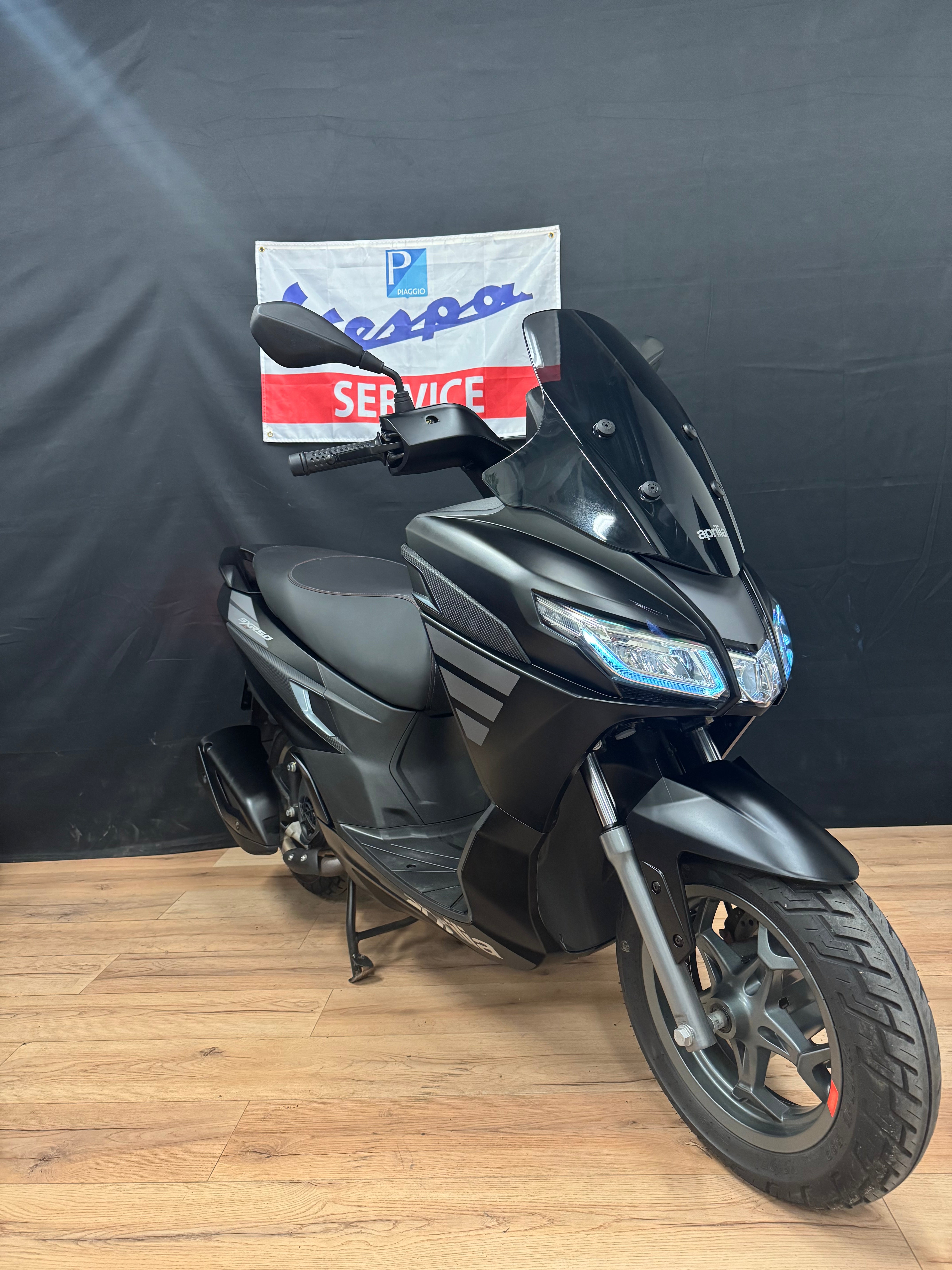Aprillia SXR | 2,5 jaar garantie | Nieuwstaat | Brom | 2025