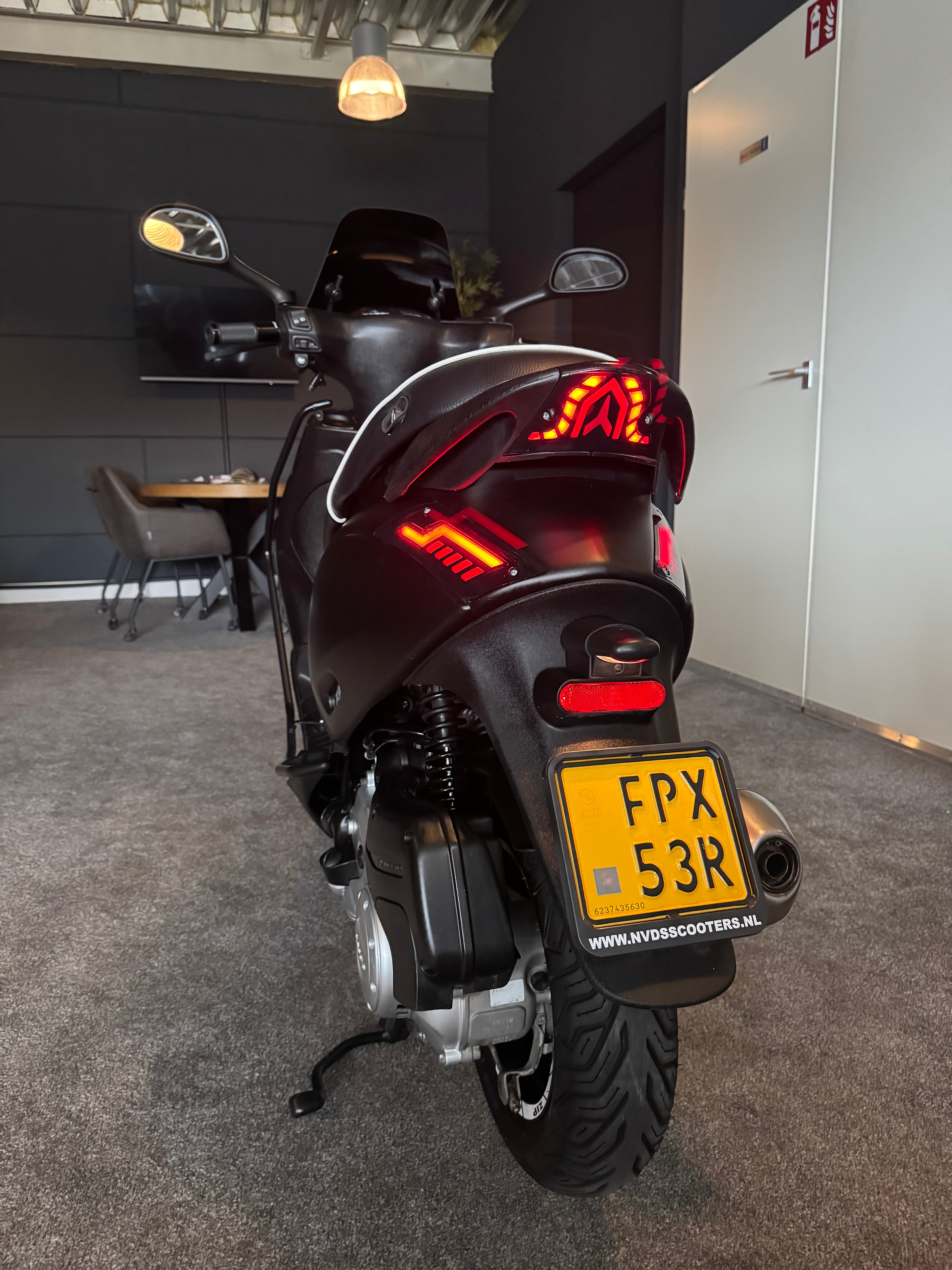 Piaggio Zip 50S | Full option | 2024 | Brom | Garantie