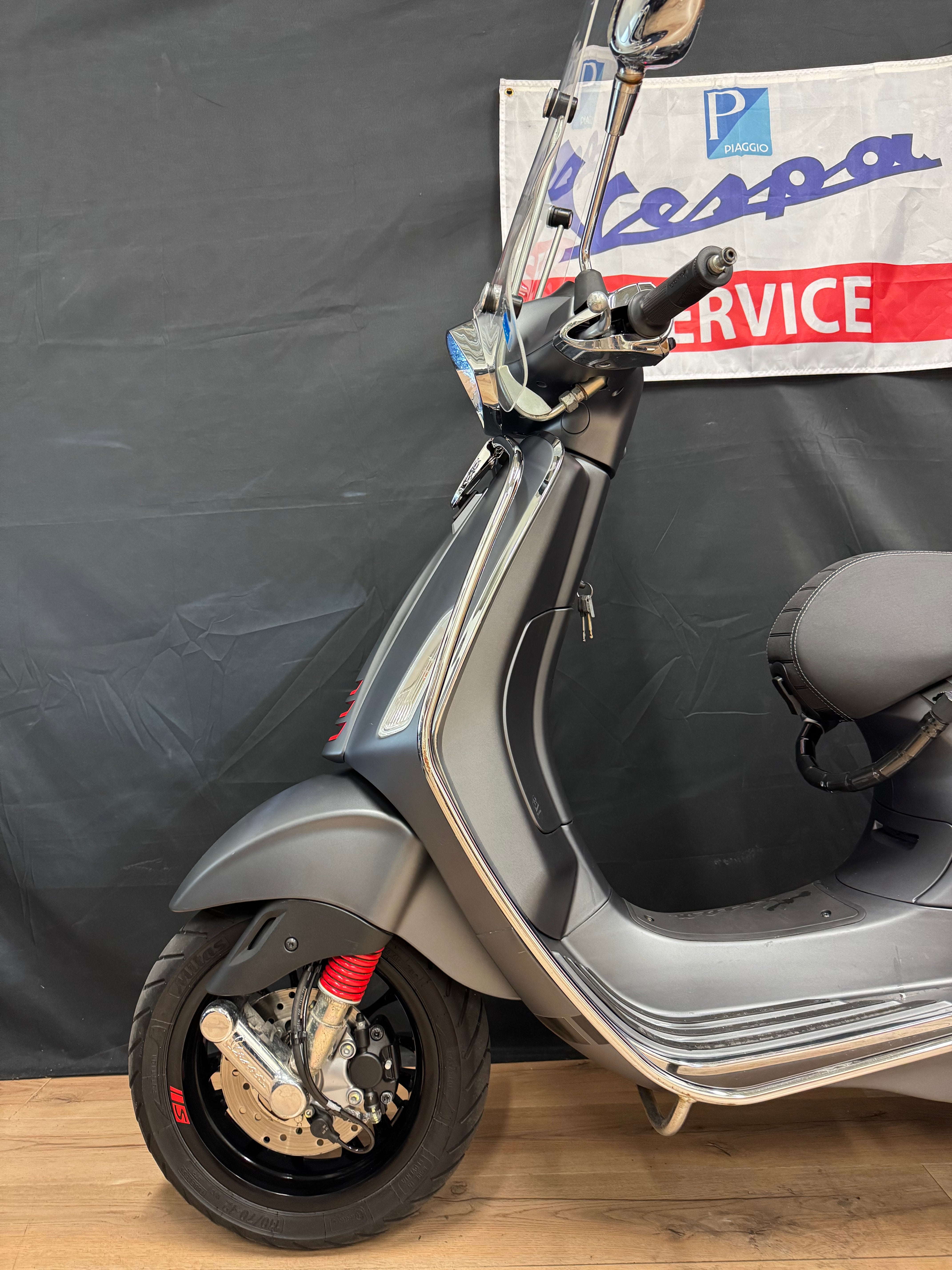 Vespa sprint 50S | Brom / Snor | Garantie | Alarm | Opties