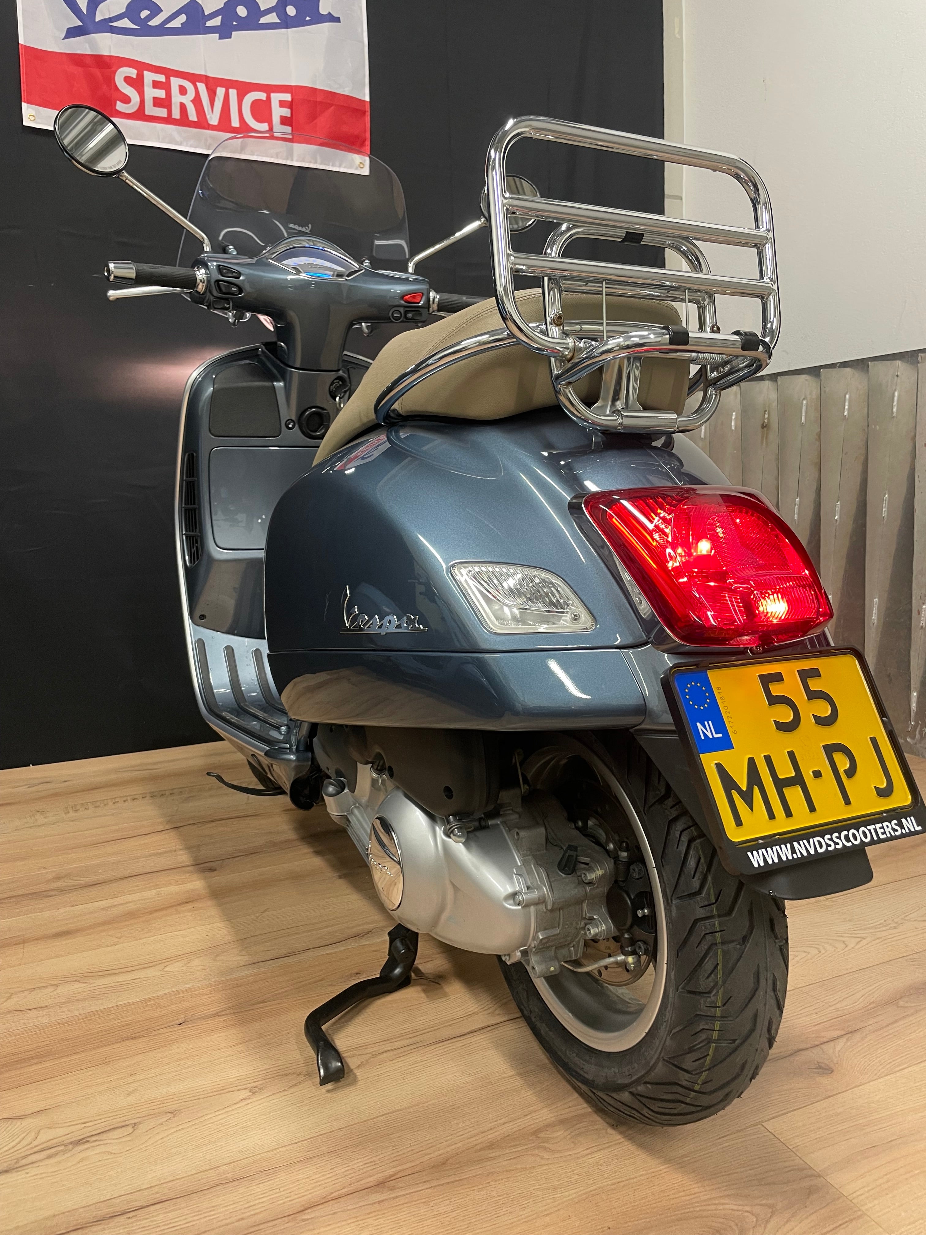 Vespa GTS 250IE | Nieuwstaat | 2017 | Garantie | 8700km