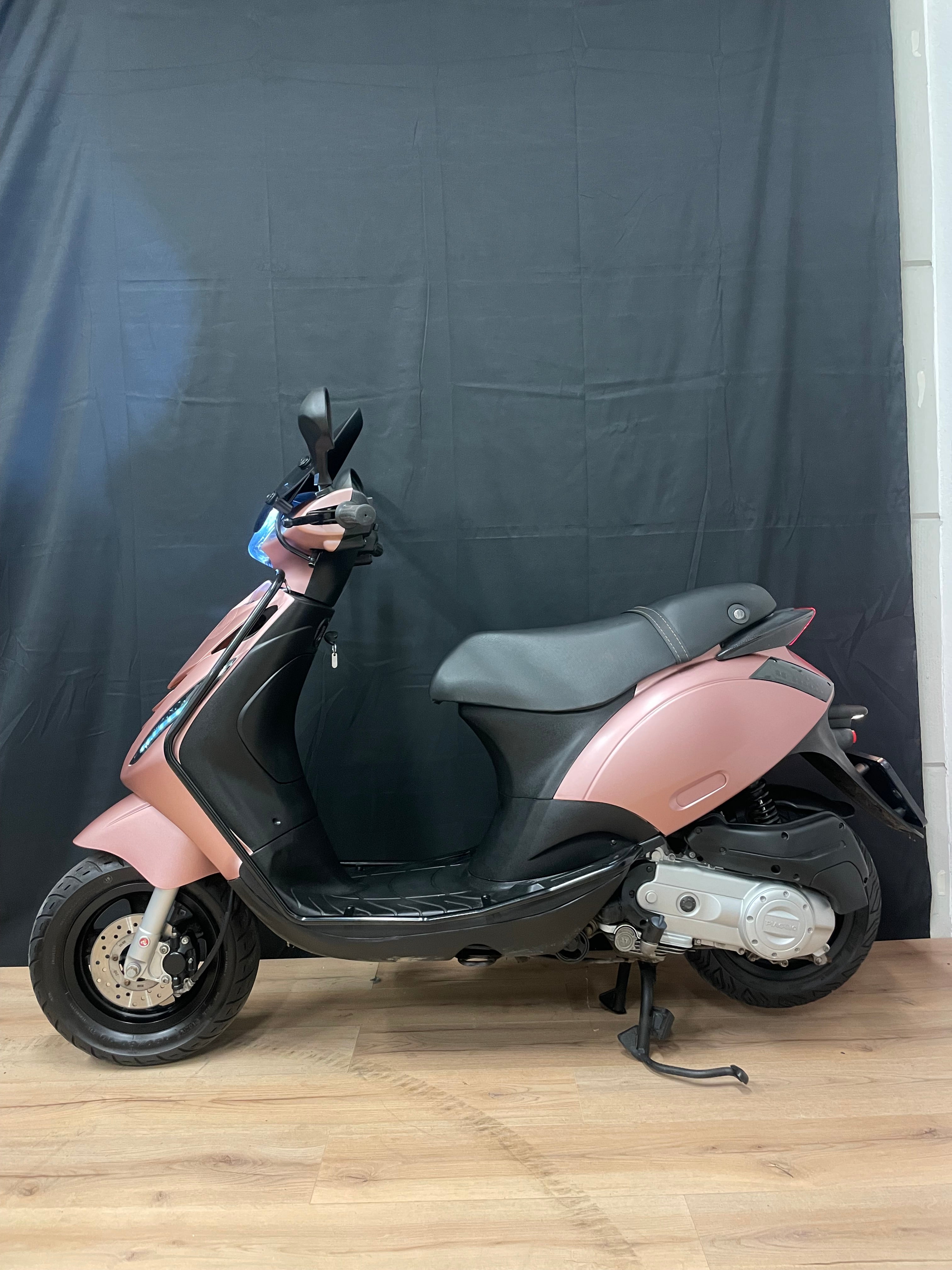 Piaggio Zip IGET - Garantie - Brom / Snor - Full option