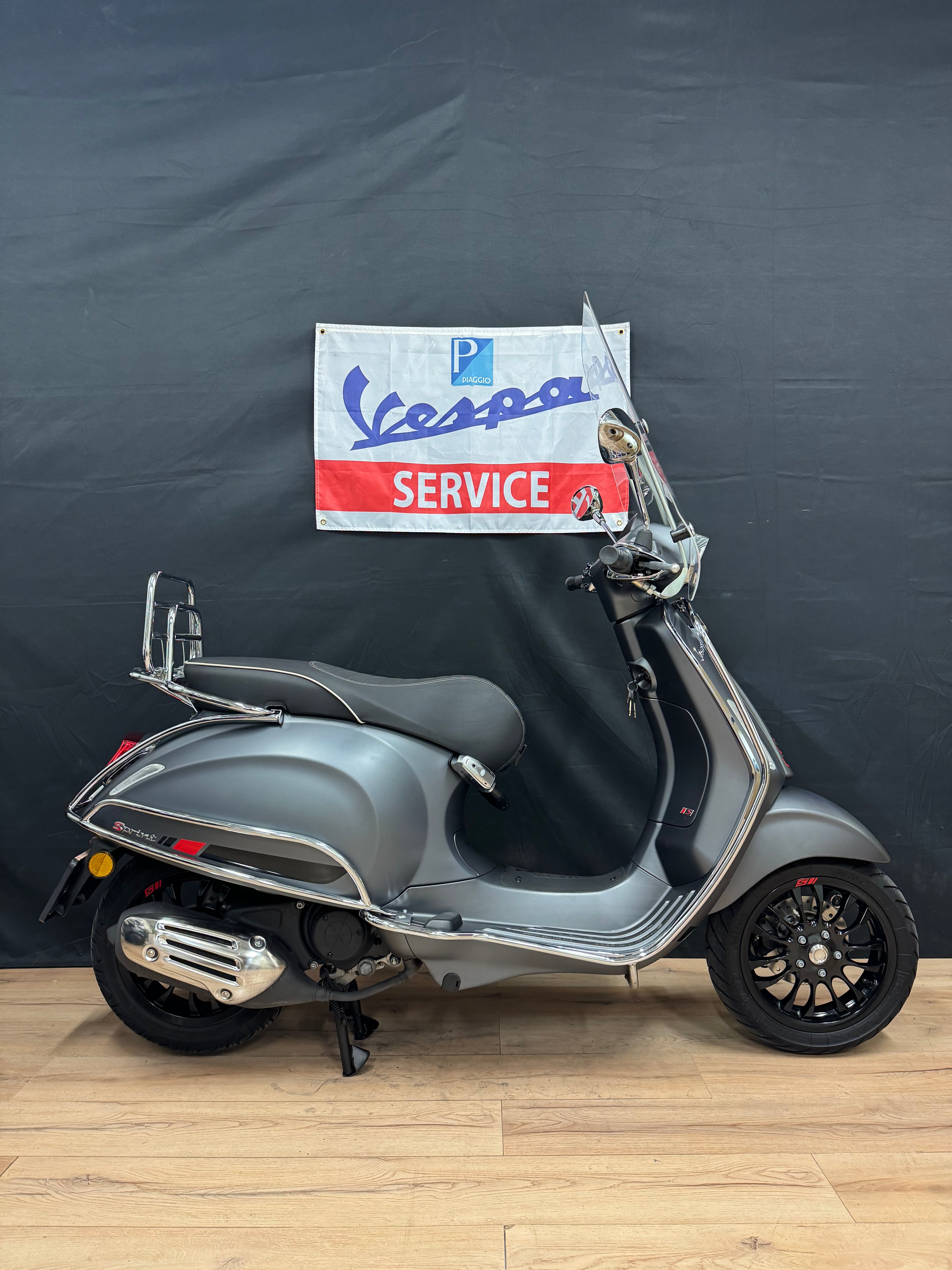 Vespa sprint 50S | Brom / Snor | Garantie | Alarm | Opties