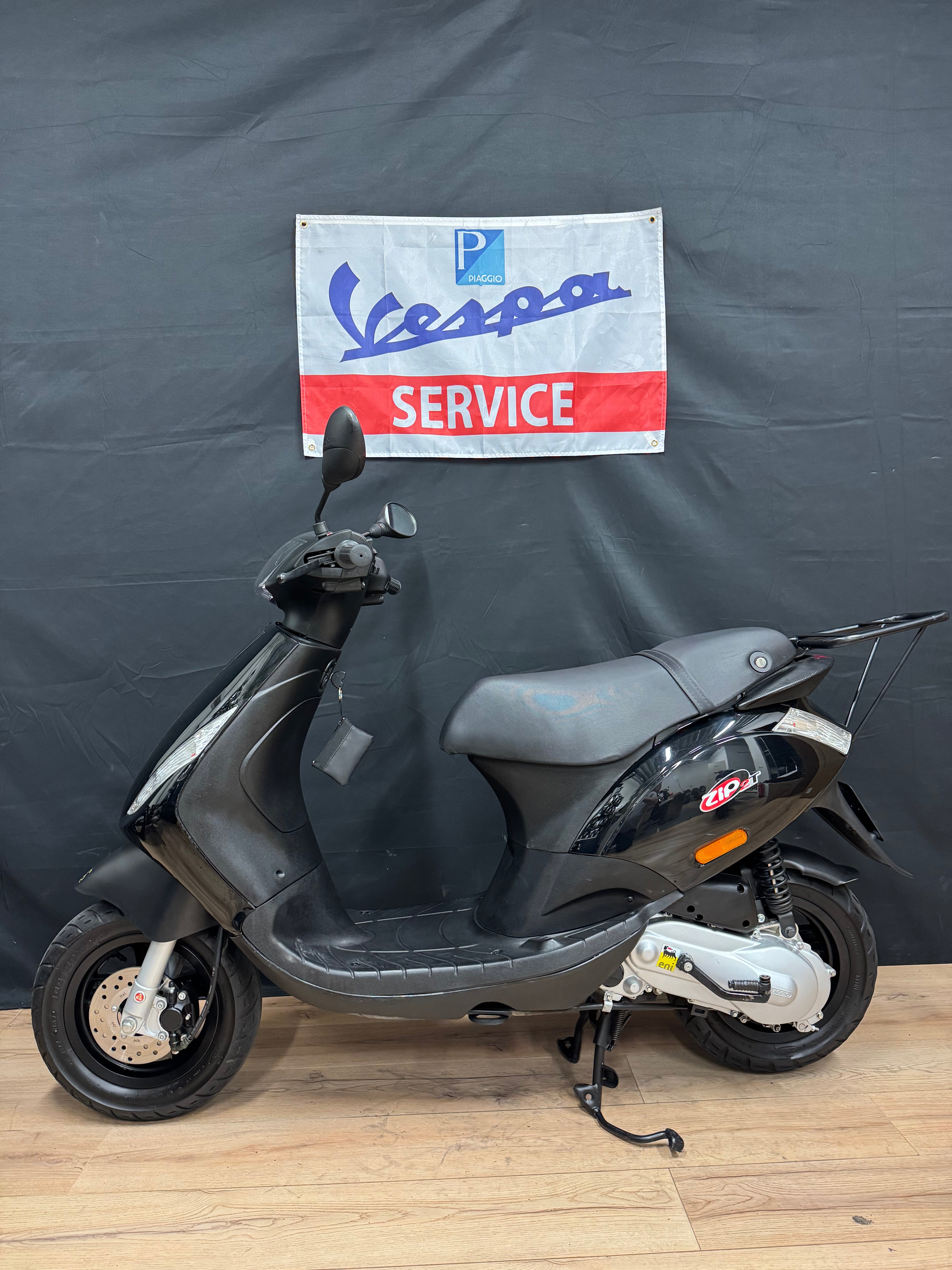 Piaggio Zip 2T | UNIEK | Nieuwstaat | 2017 | Weinig km