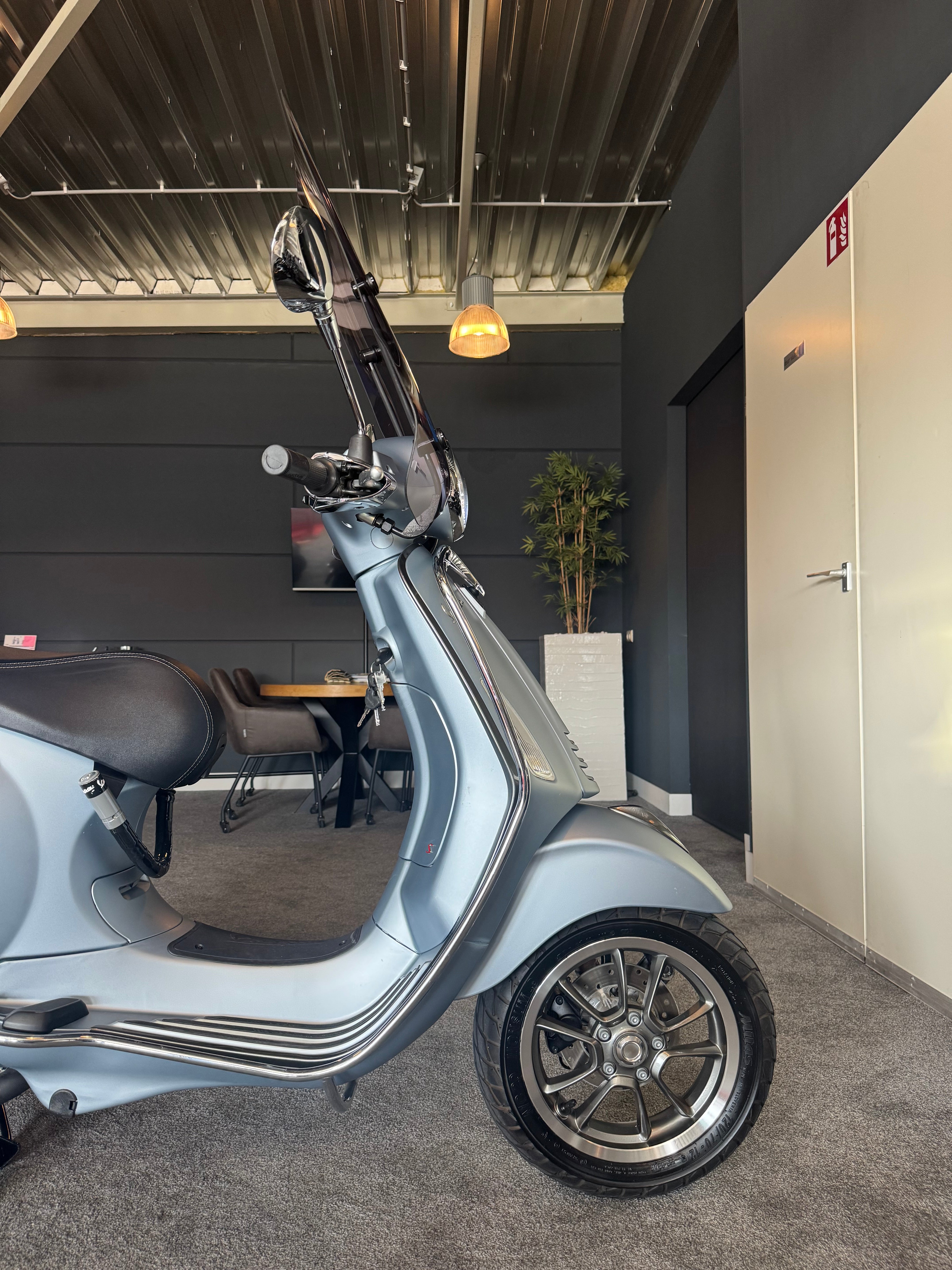 Vespa Primavera 50S | Brom | Garantie | Uniek