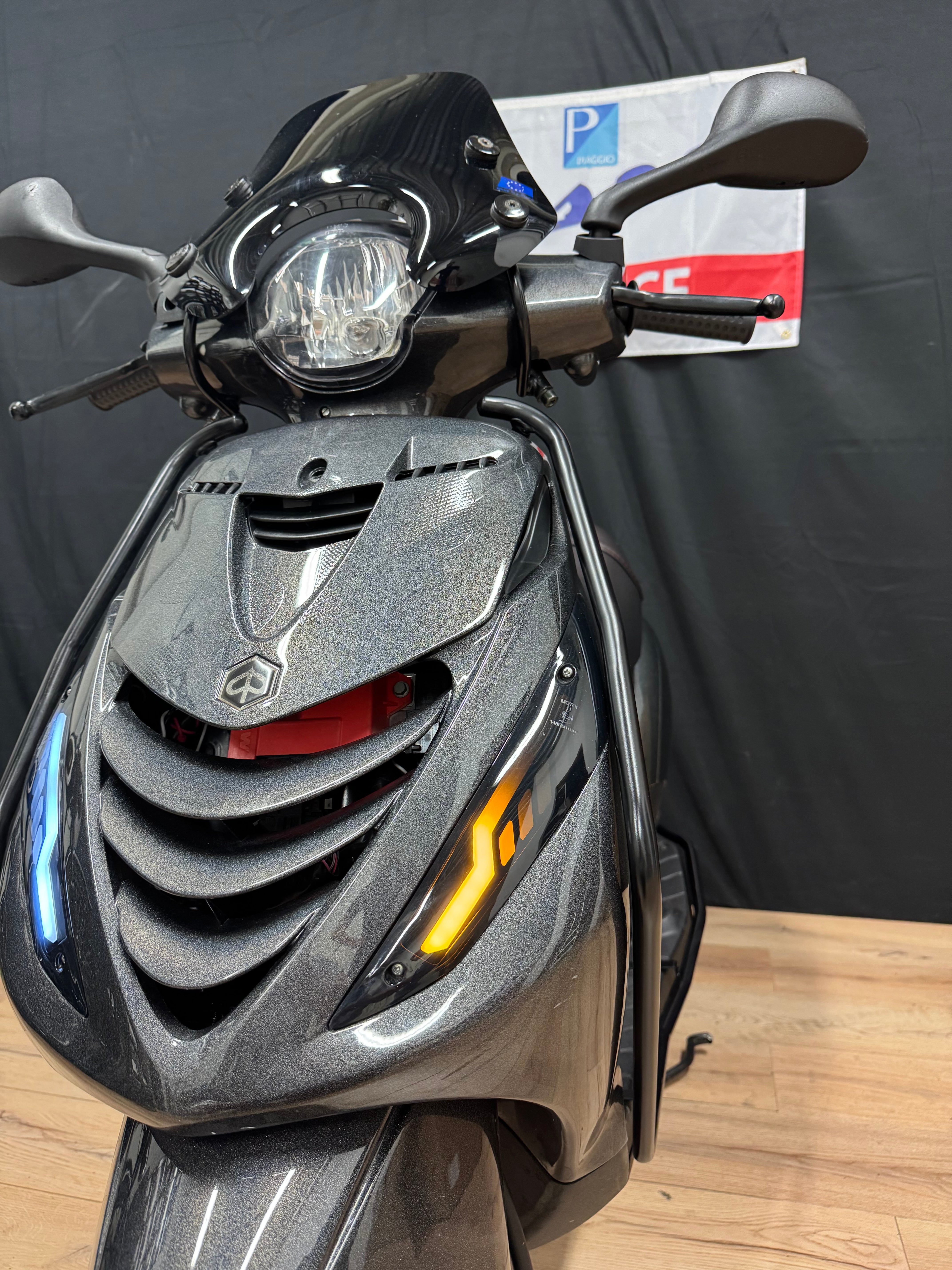 Piaggio Zip | 80cc | Full option | Garantie | 2024 | 6000km