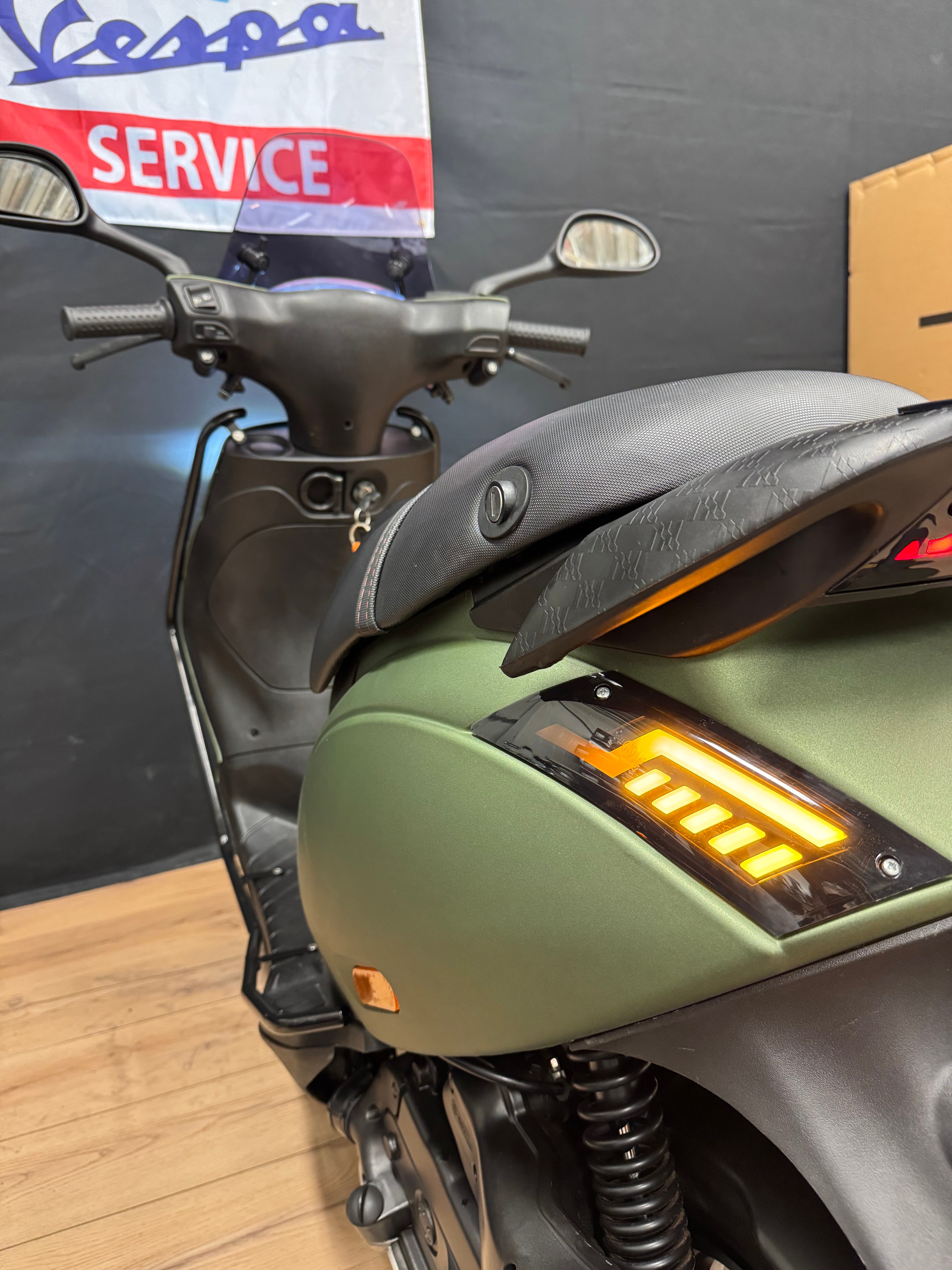 Piaggio Zip 50s | Full option | Garantie | Custom | Brom