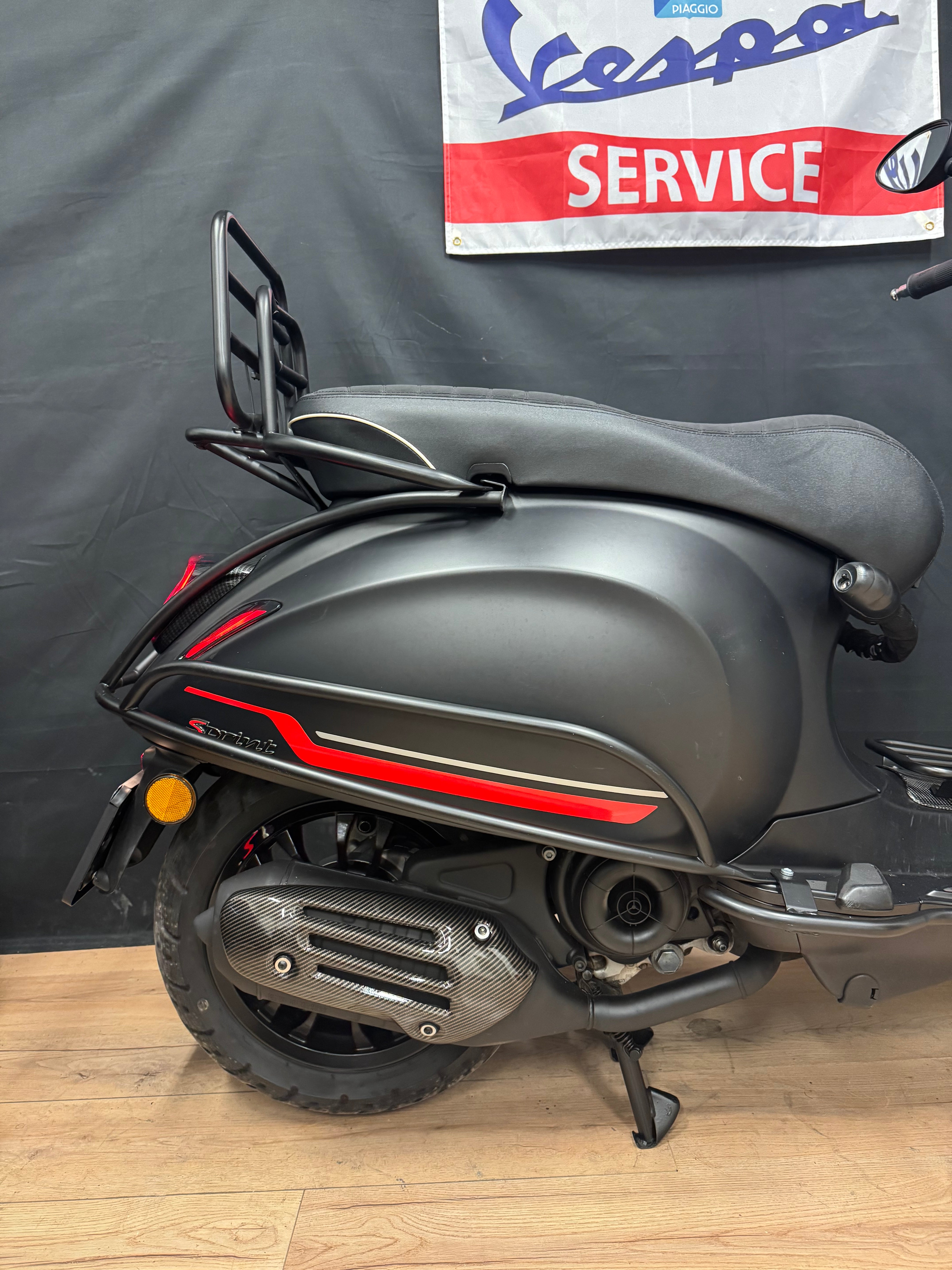 Vespa sprint 50s | Full option | Carbon | Garantie | Brom