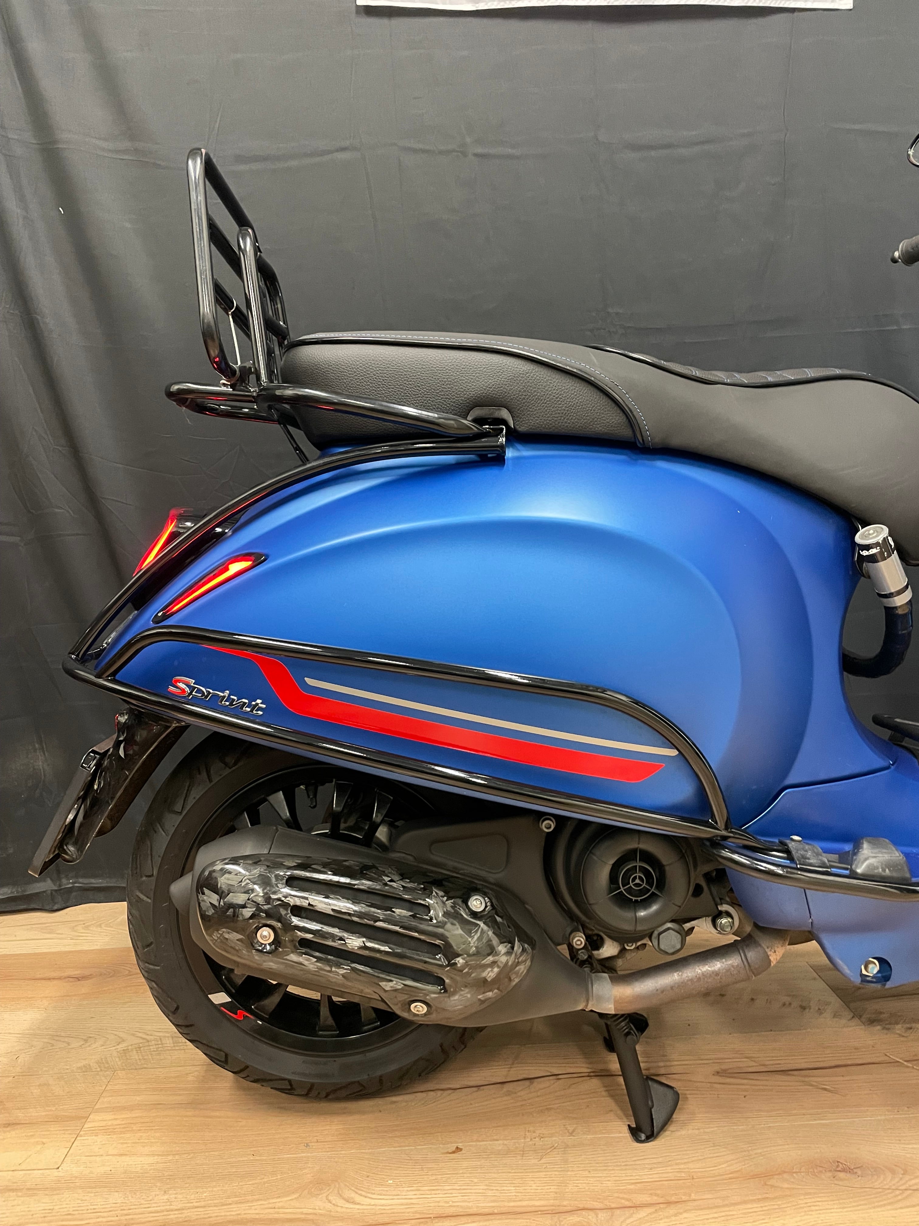 Vespa sprint E5 | Carbon | Malossi | Full option | Garantie