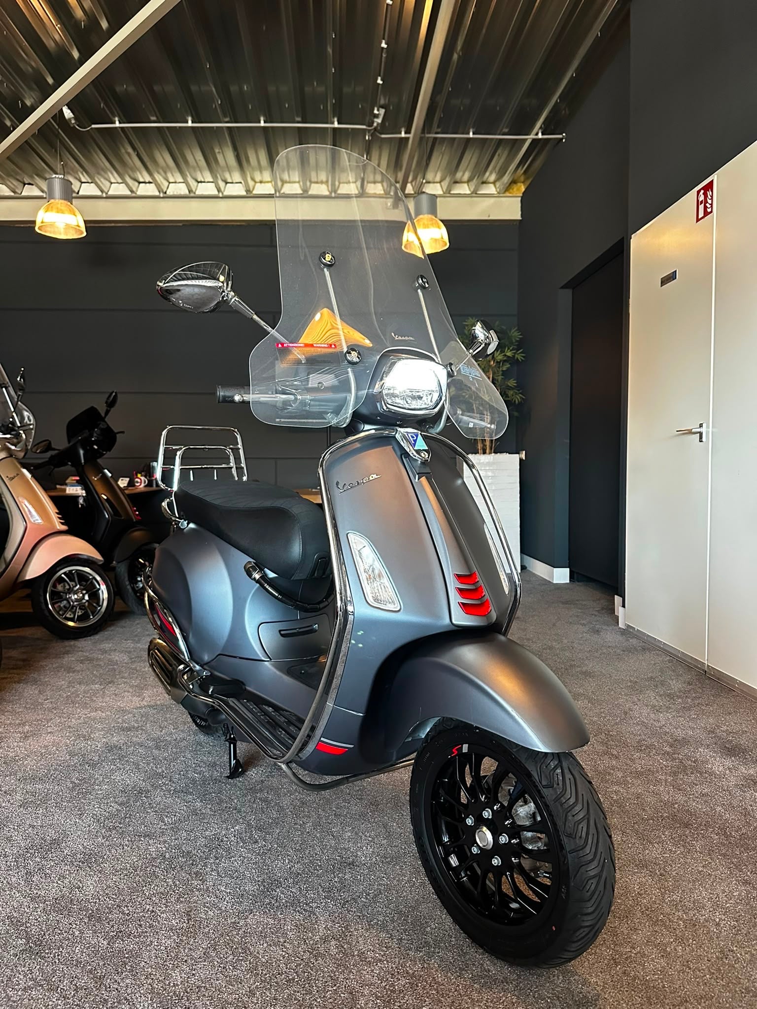Vespa sprint 50S | 2024 | 1e eigenaar | Brom | Garantie