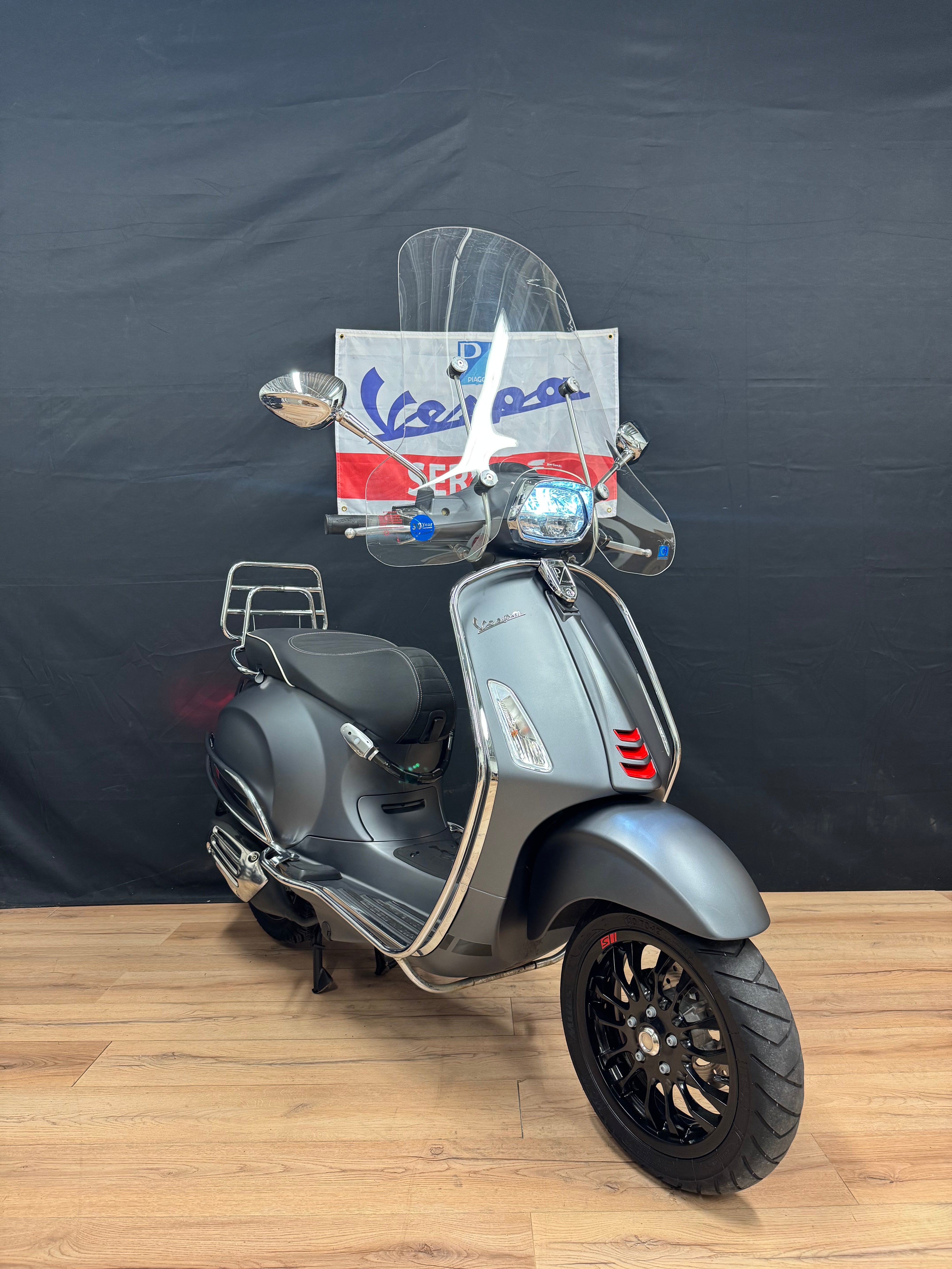Vespa sprint 50S | Brom / Snor | Garantie | Alarm | Opties