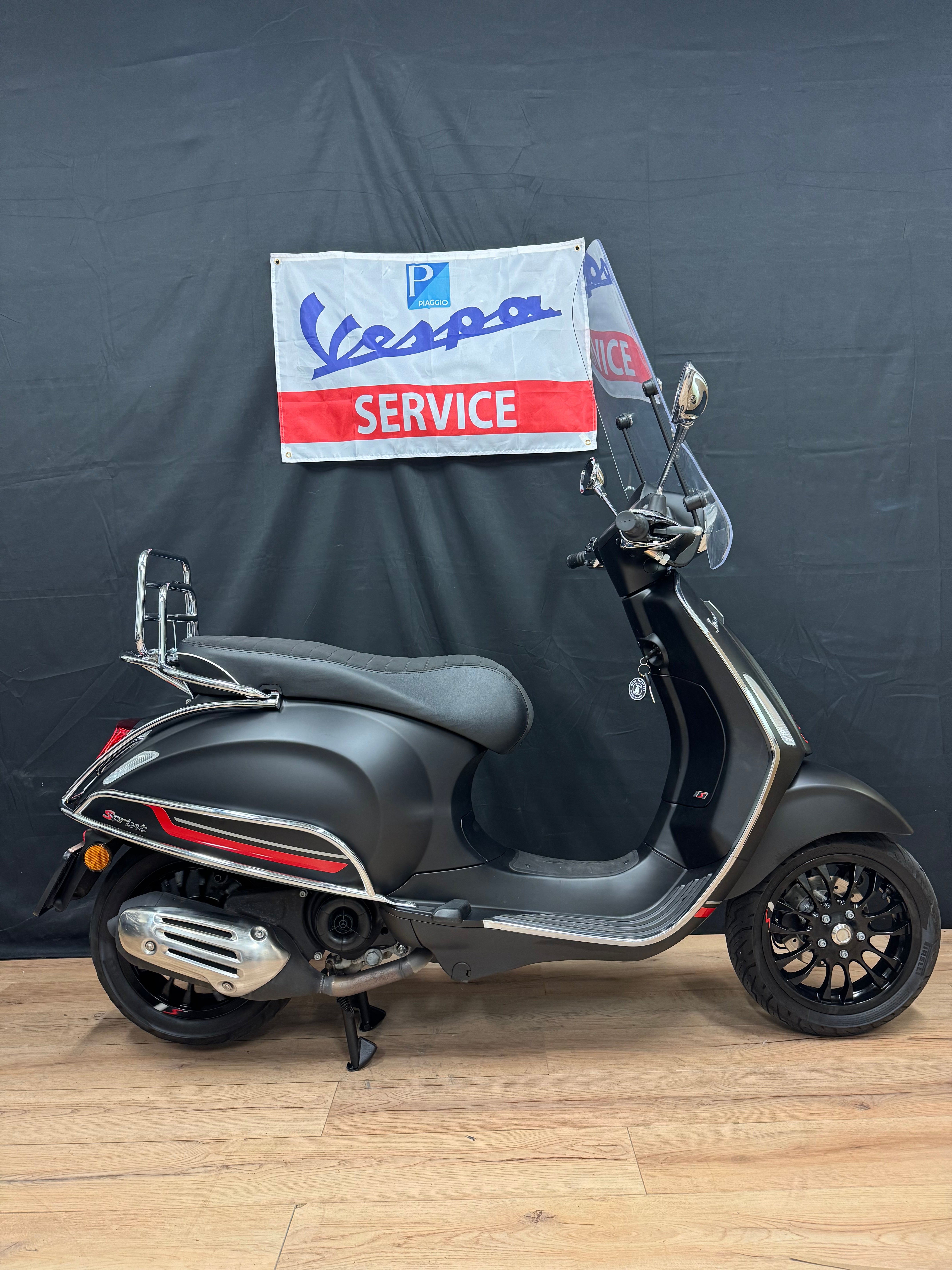 Vespa Sprint 50S - Notte - Garantie - Zeer nette staat